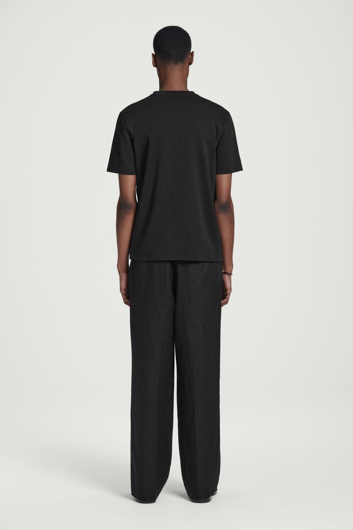 INTERLOCK COTTON V-NECK T-SHIRT Product Image