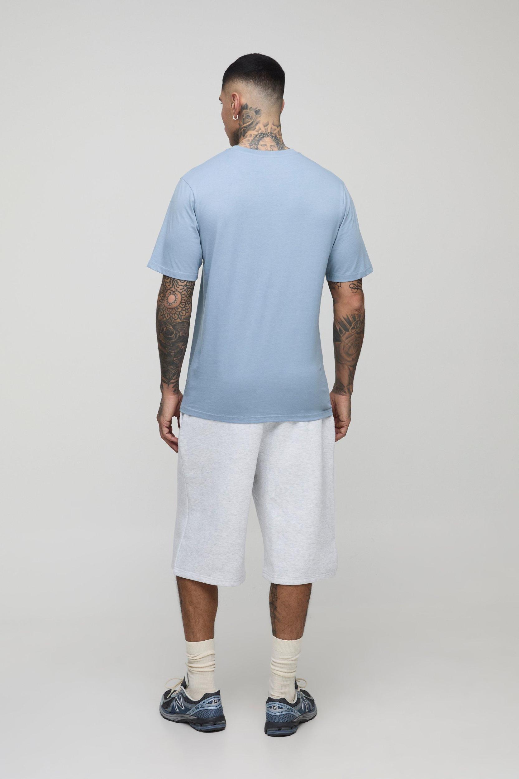 Tall Basic Regular Fit Crew Neck T-Shirt | boohooMAN USA Product Image