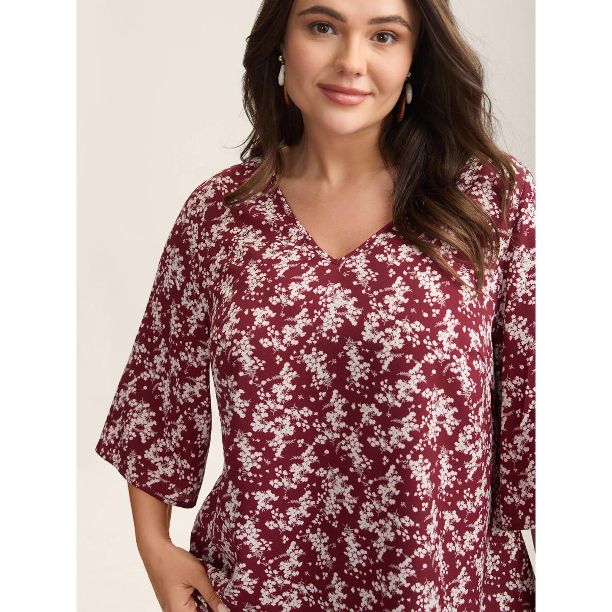 Plus Size Burgundy Floral Print Curvy Hem V-Neck Shirt Women Resort Elbow-length sleeve V-neck Vacation Blouses BloomChic 22-24/3X Product Image