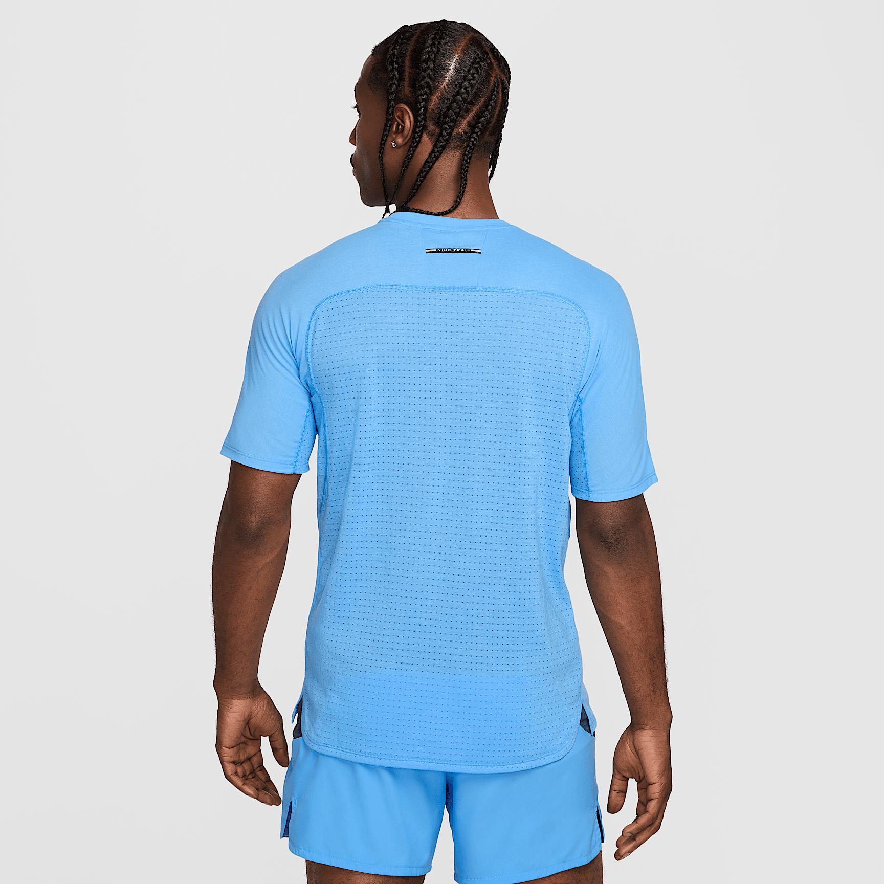 Nike Solar Chase Men's Dri-FIT ADV Short-Sleeve Running Top Product Image