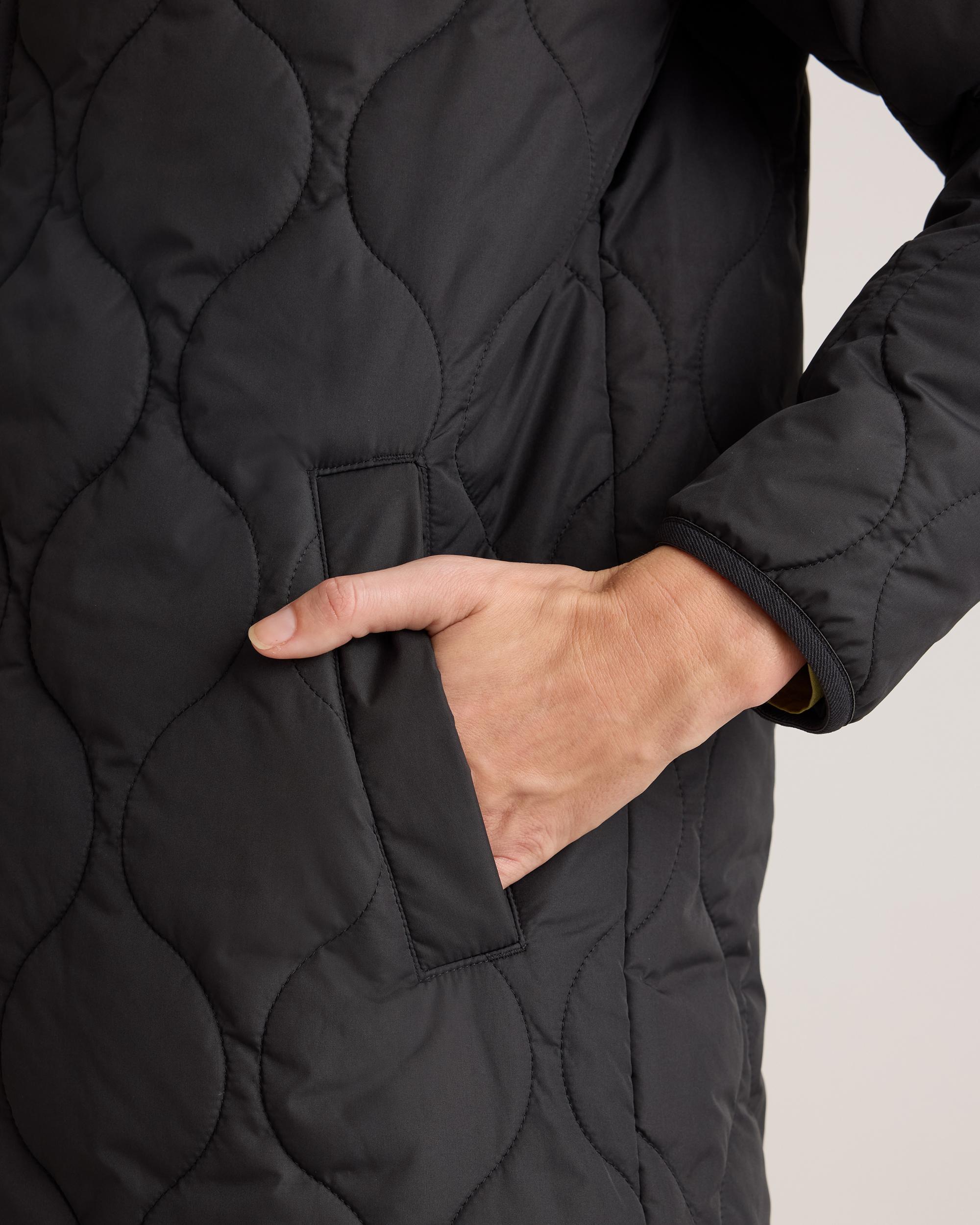 Quince | Women's Featherless Quilted Puffer Long Coat Size XL, Recycled Polyester Product Image