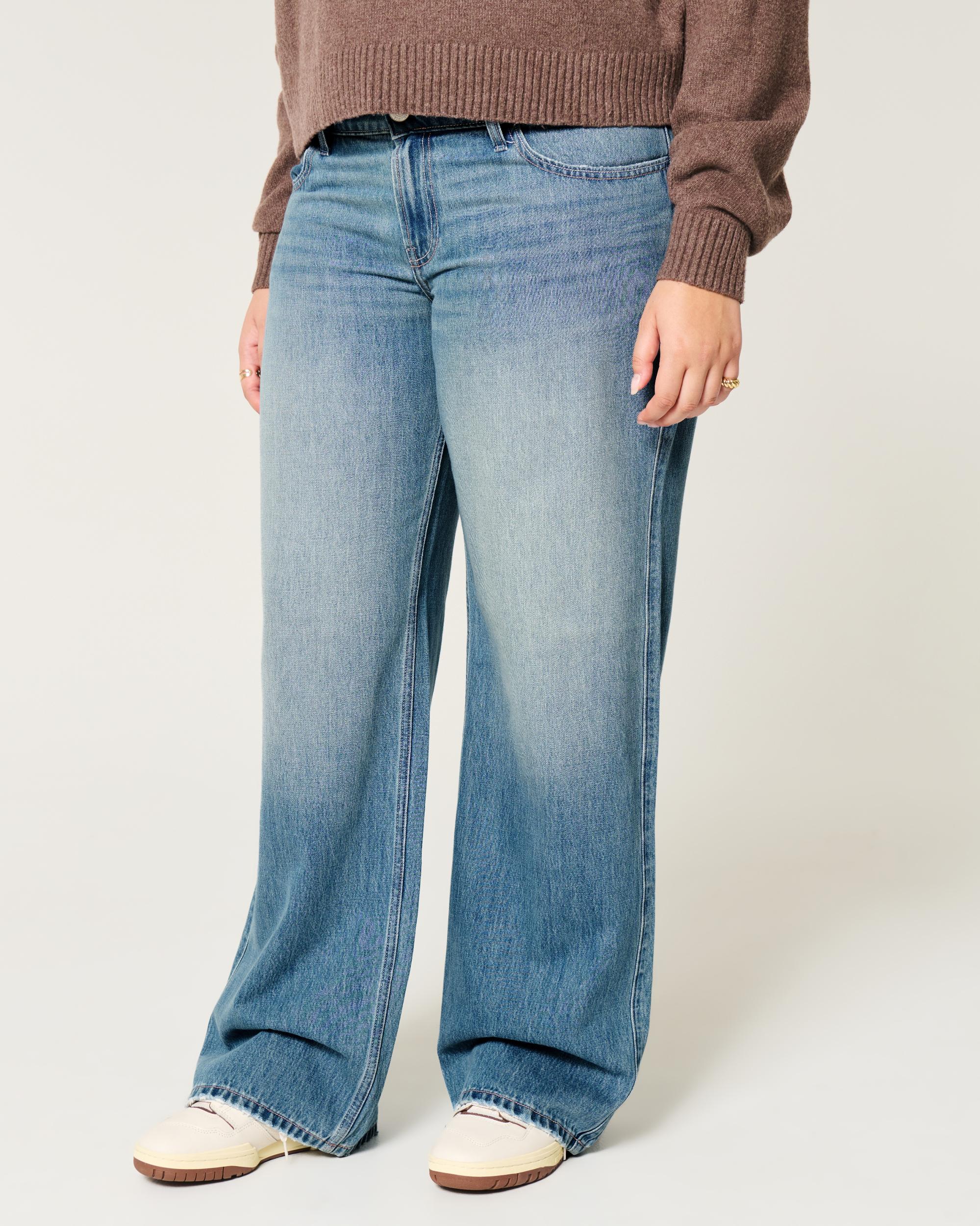 Low-Rise Ripped Light Wash Baggy Jeans Product Image