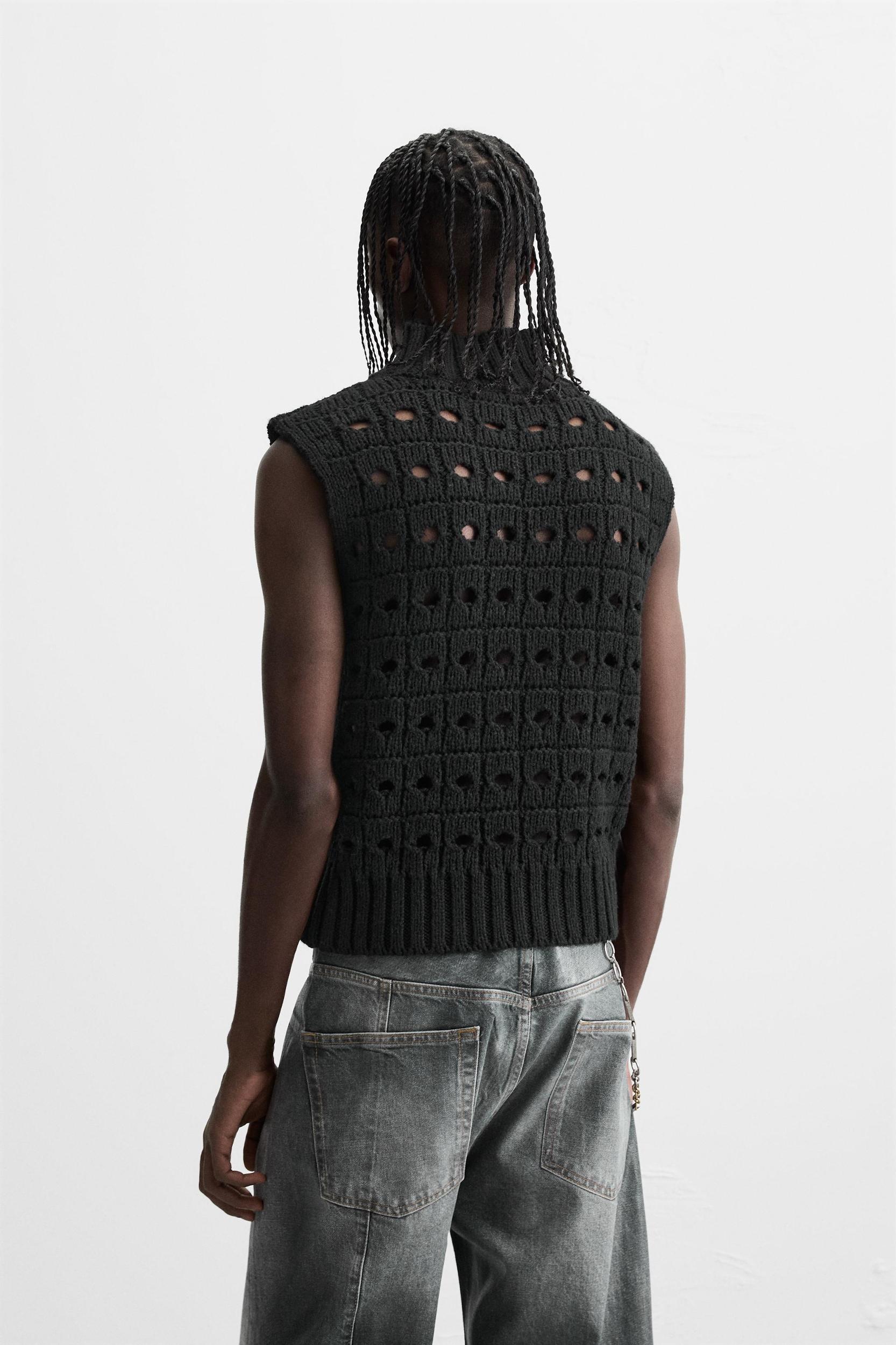 TEXTURED KNIT VEST LIMITED EDITION Product Image