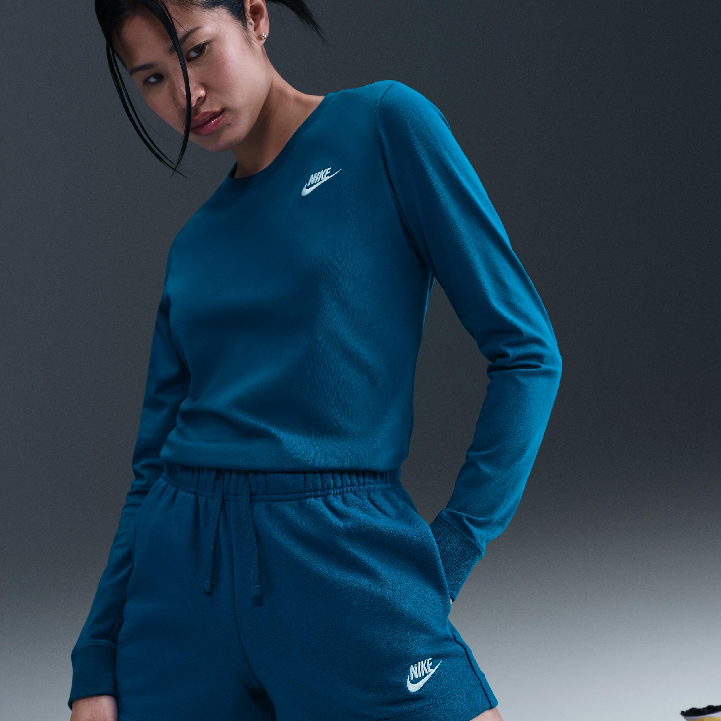 Womens Nike Sportswear Club Fleece Mid-Rise Shorts | DQ5802-301 Product Image