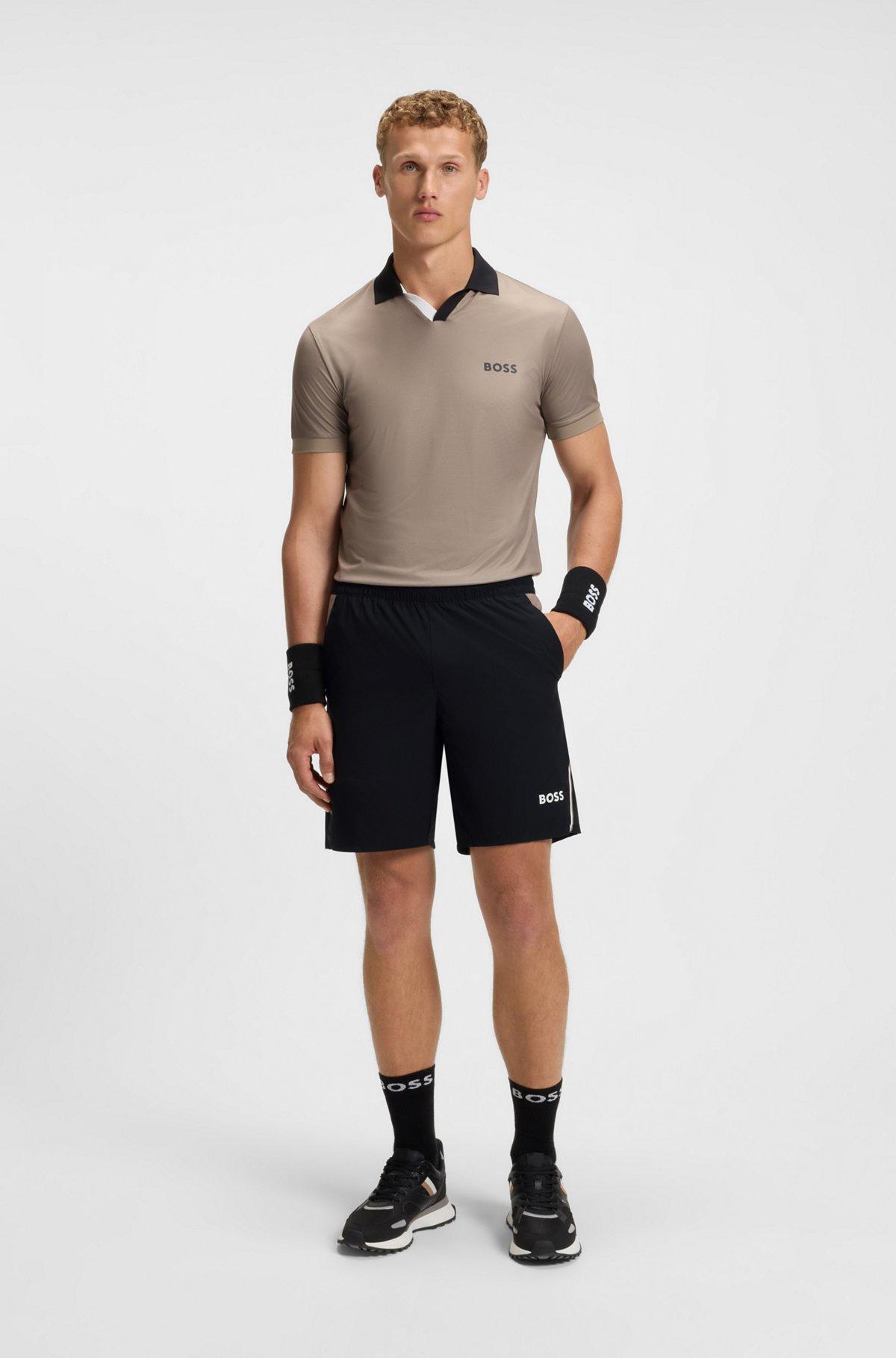 Active tennis shorts in stretch fabric with moisture management Product Image