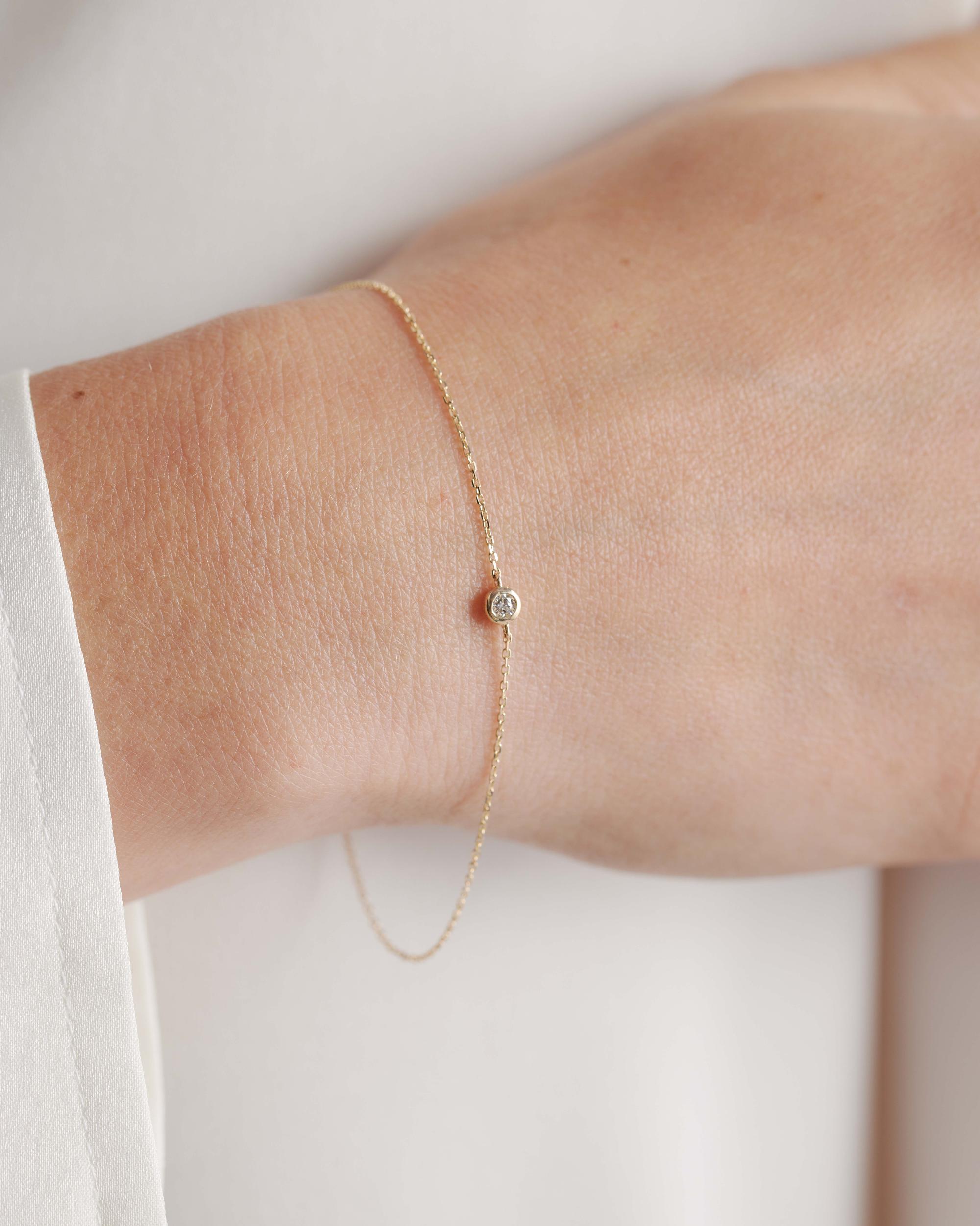 Quince | Women's 14K Gold Diamond Solitaire Bezel Bracelet Product Image