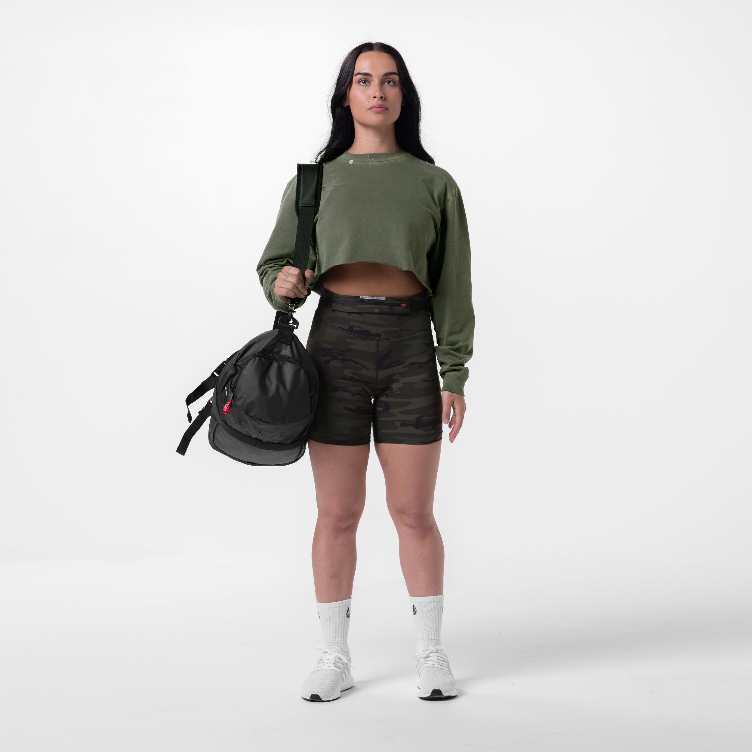 0851. Tech Essential™ Relaxed Long Sleeve - Faded Grey Product Image