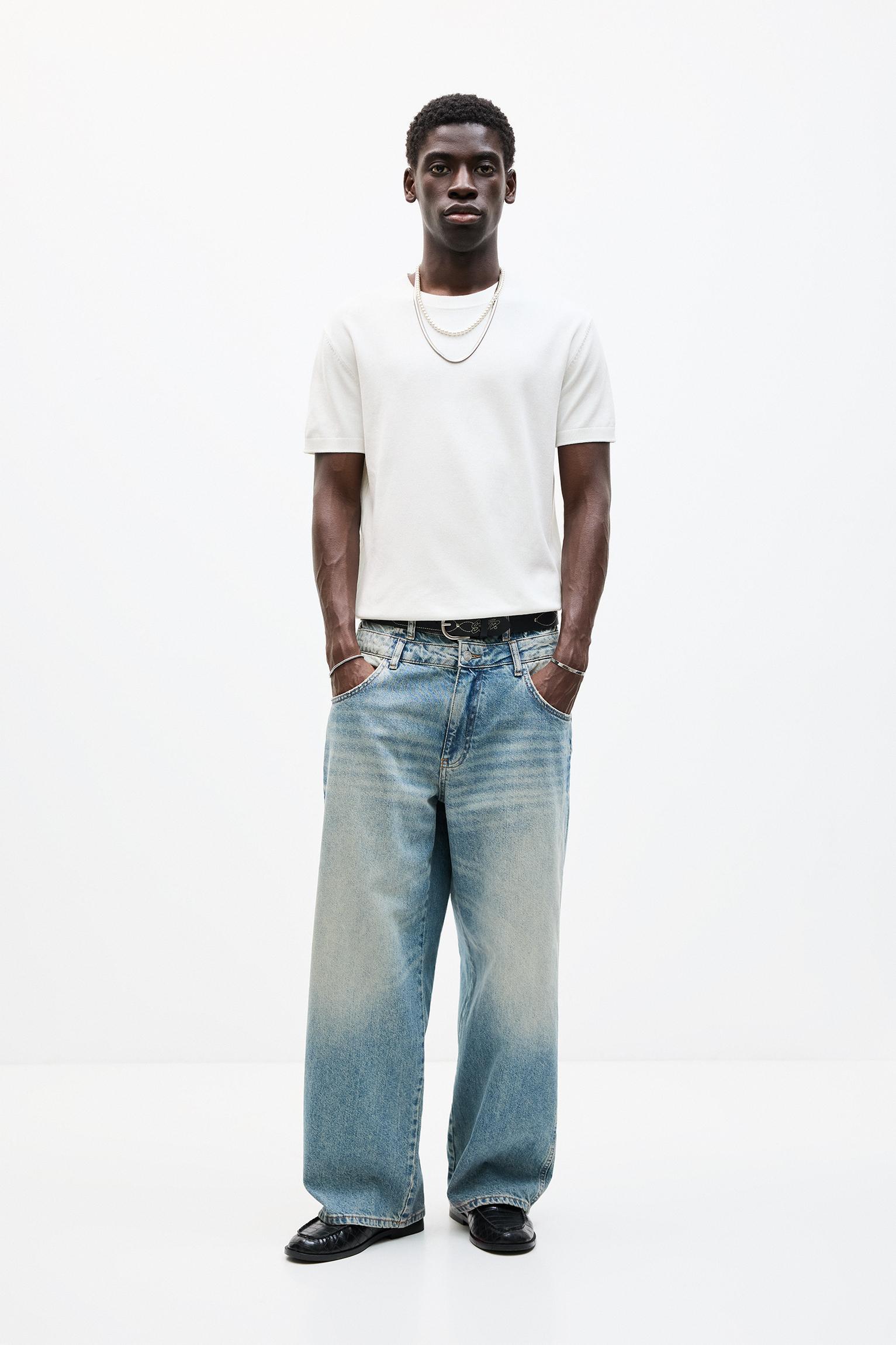 Short sleeve knit T-shirt Product Image