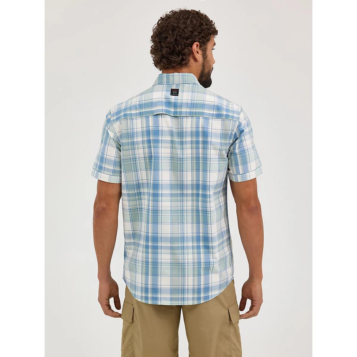Wrangler ATG™ Men's Cedar Zip Pocket Plaid Shirt in Coral Product Image