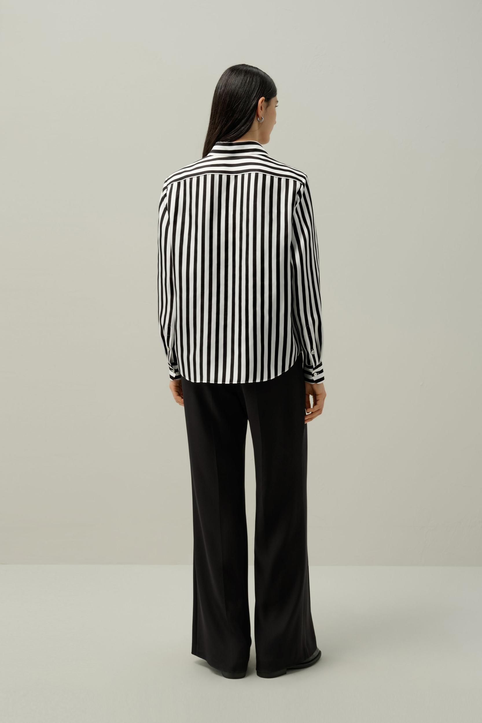 LILYSILK X LYDIA TOMLINSON Audrey Striped Shirt Product Image