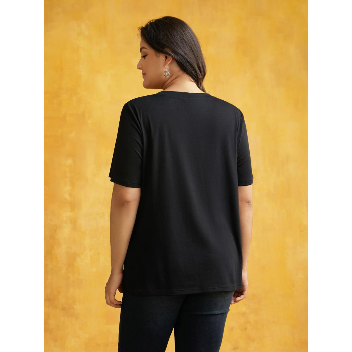 Plus Size Party Puppies Printed Slim-Fit T-shirt Black Women Casual Non Animals Round Neck Everyday T-shirts BloomChic 12/L Product Image