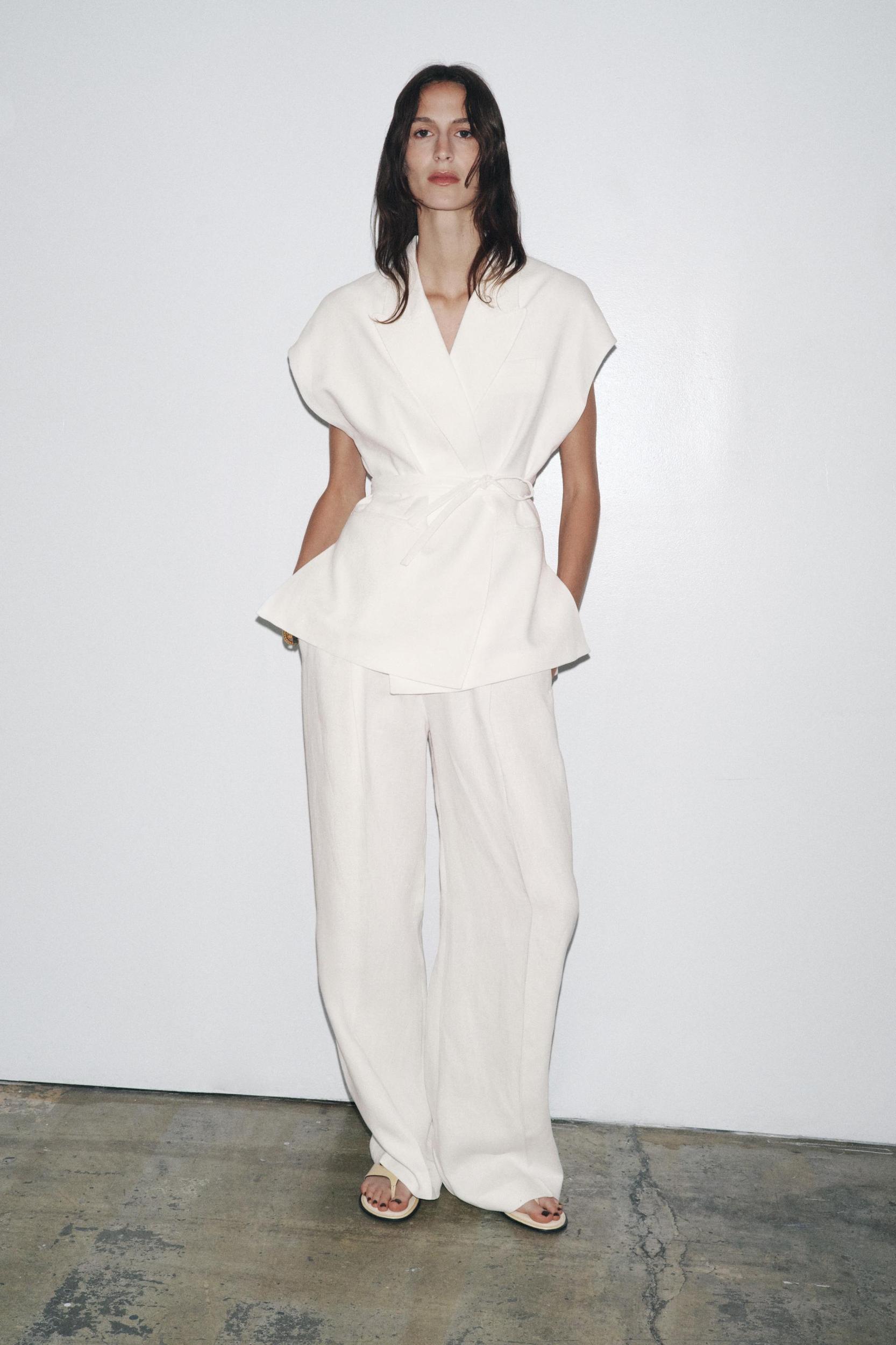 PLEATED LINEN BLEND PANTS ZW COLLECTION Product Image