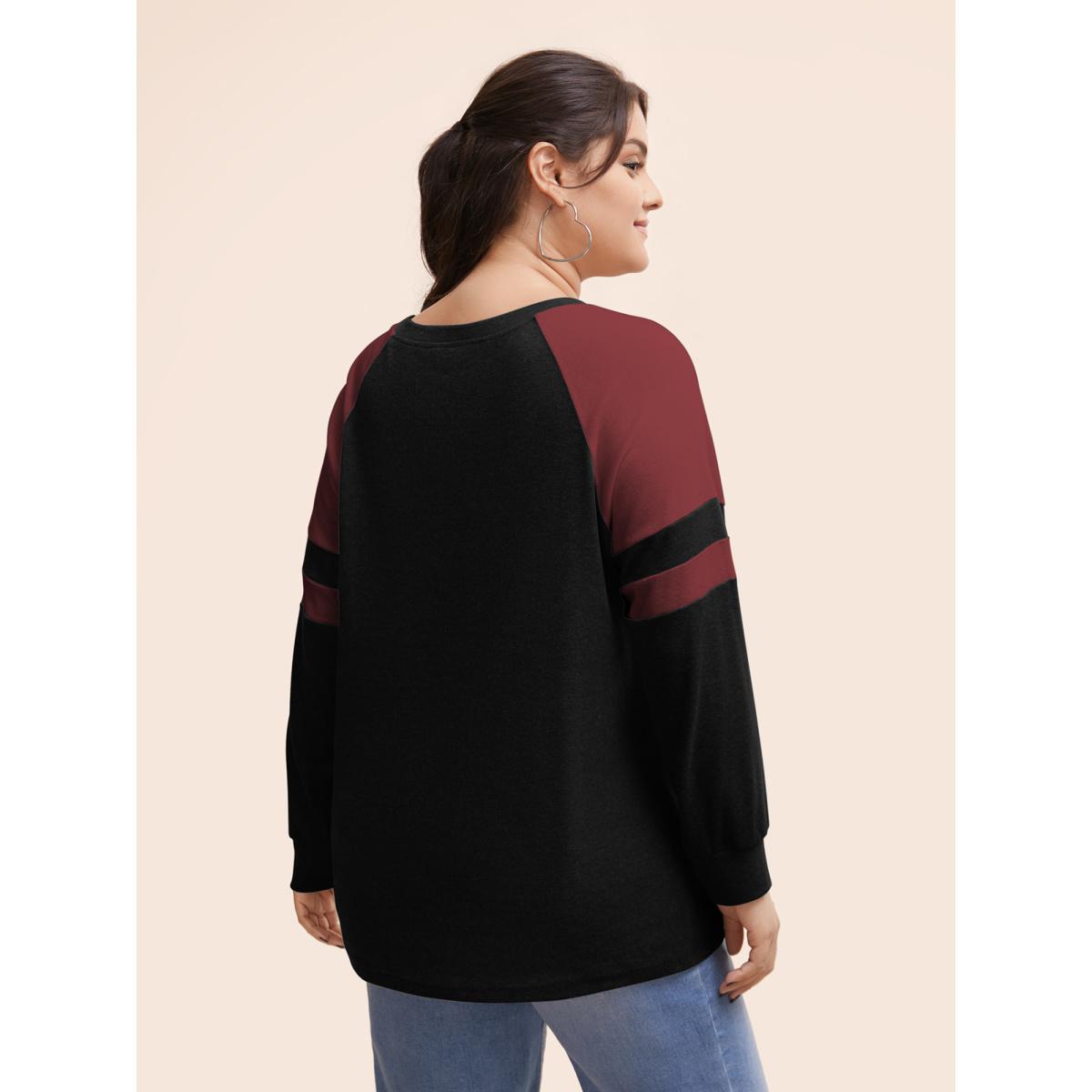 Plus Size Colorblock Contrast Stitch Raglan Sleeve T-shirt Black Women Casual Elastic cuffs Striped Round Neck Dailywear T-shirts BloomChic 12/L Product Image