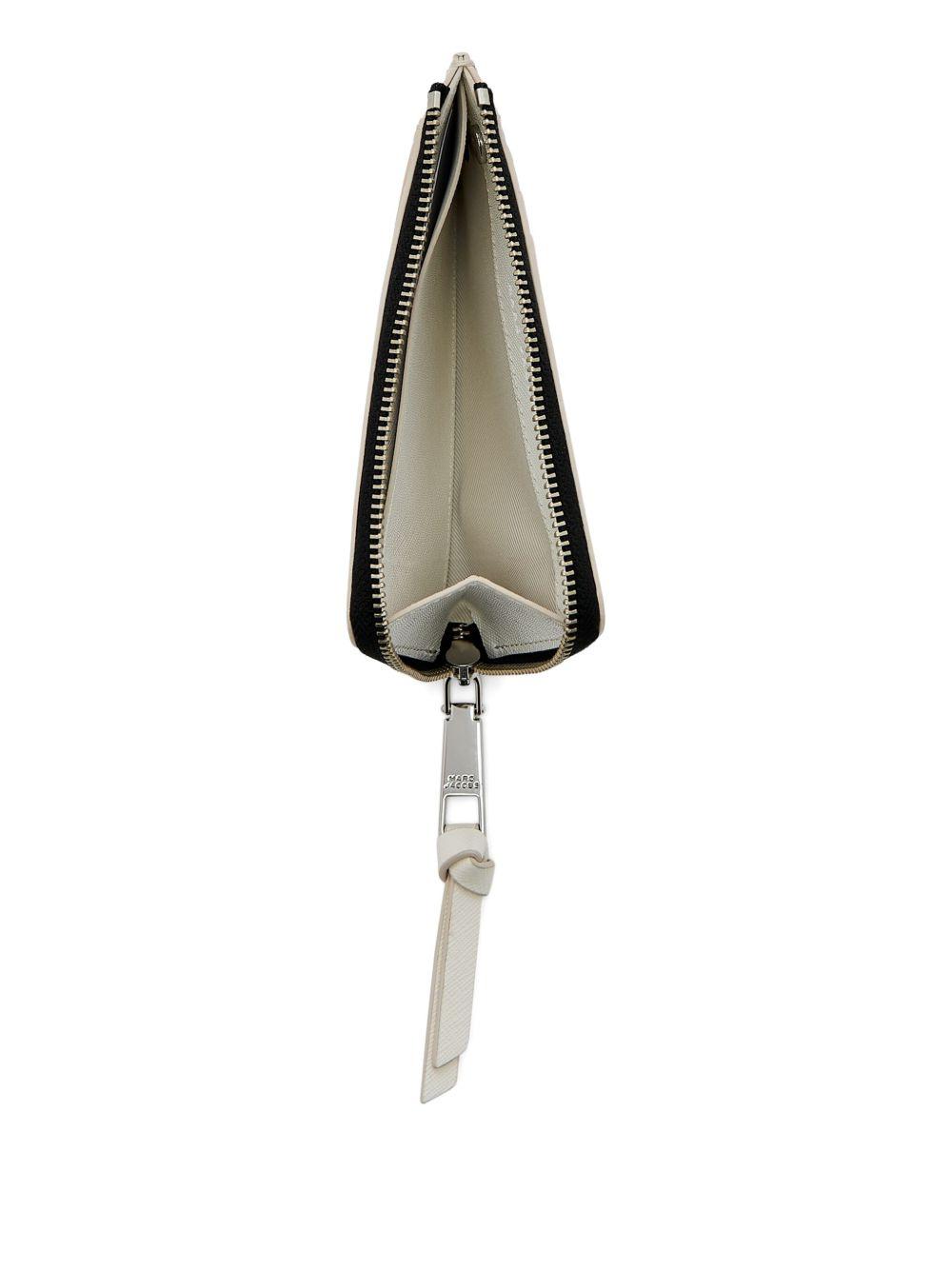 The Sticker Utility Snapshot wallet Product Image