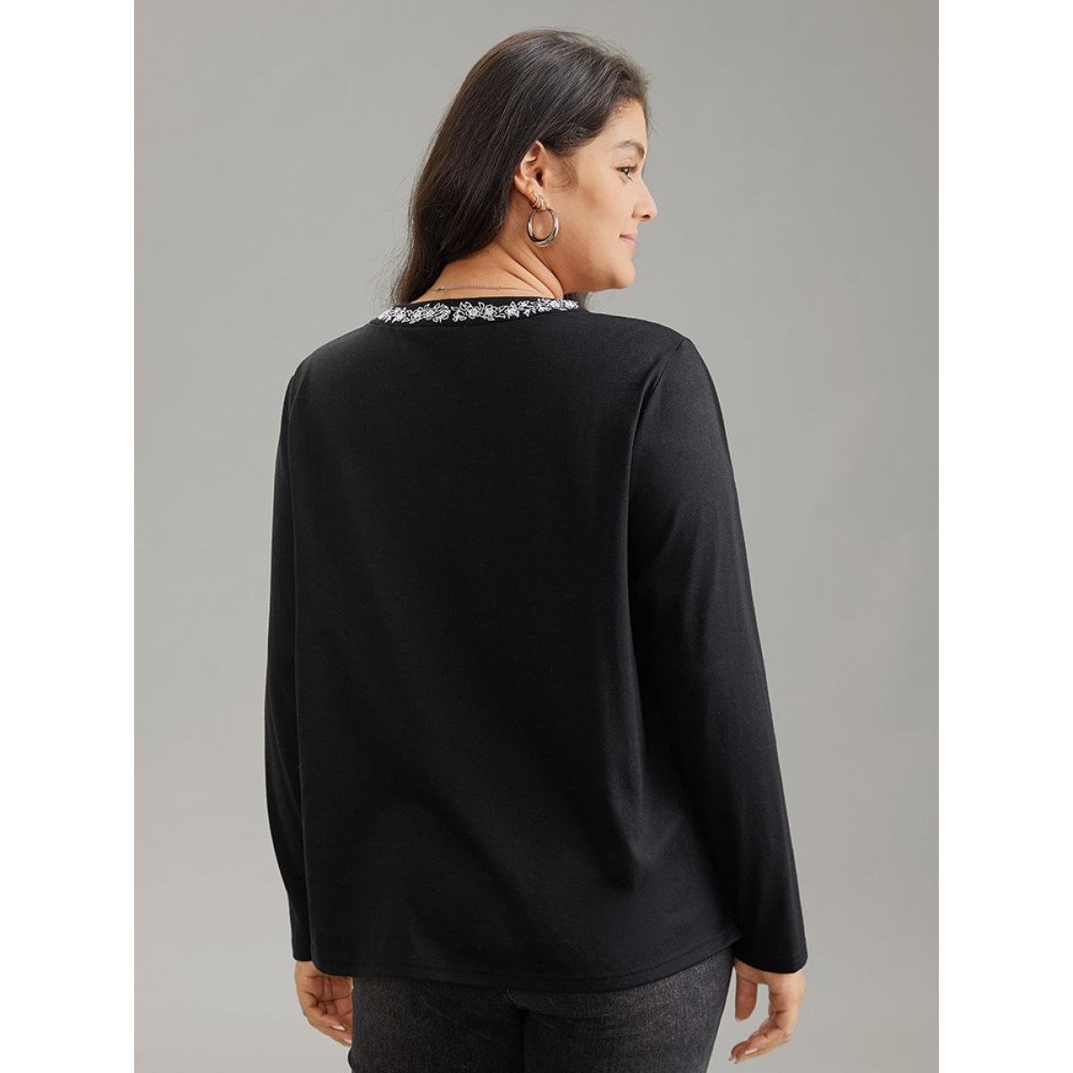 Plus Size Floral Embroidered Notched Pleated T-shirt Black Women Elegant Contrast Silhouette Floral Print Notched collar Dailywear T-shirts BloomChic 12/L Product Image