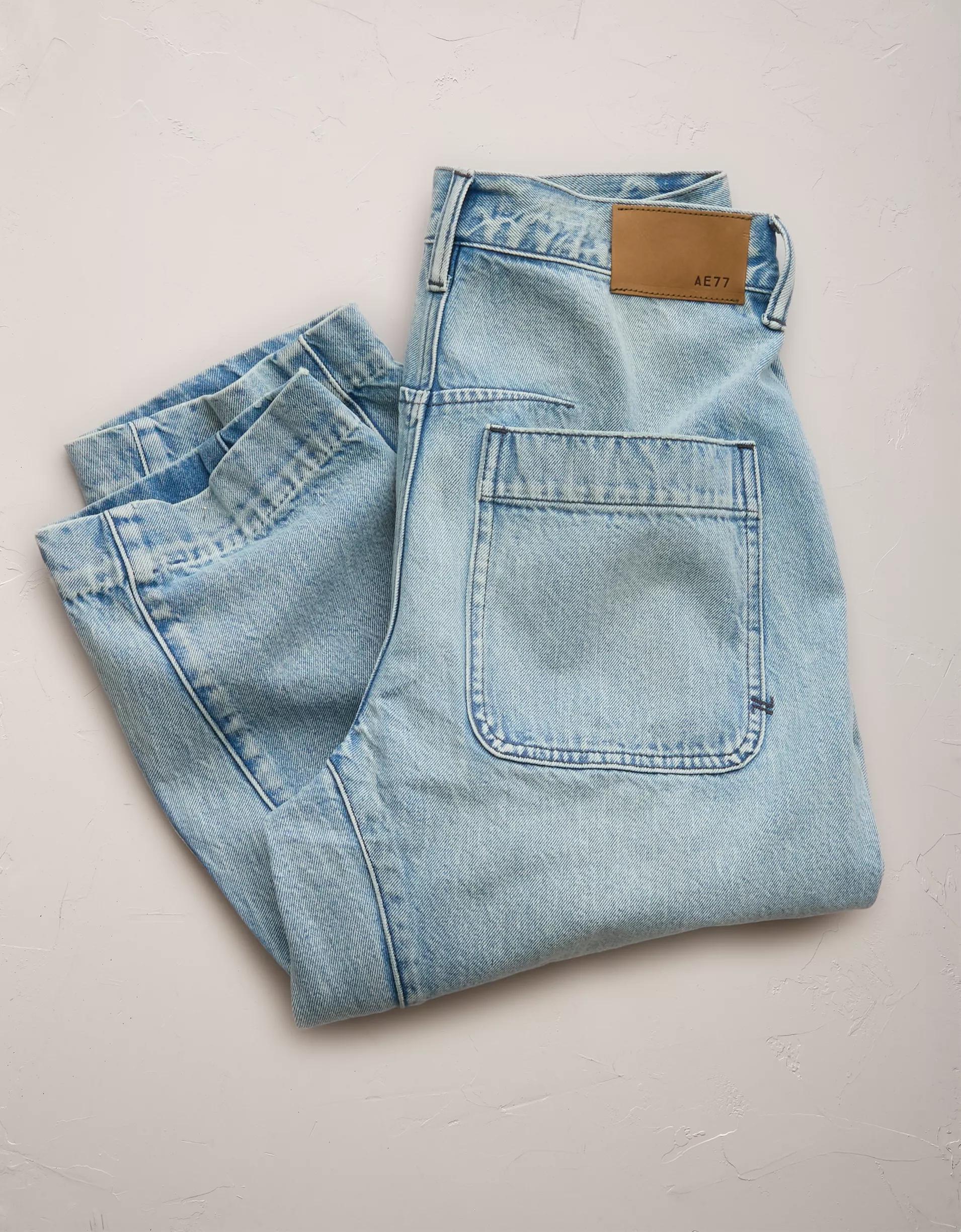 AE77 Premium Pleated Barrel Jean Product Image