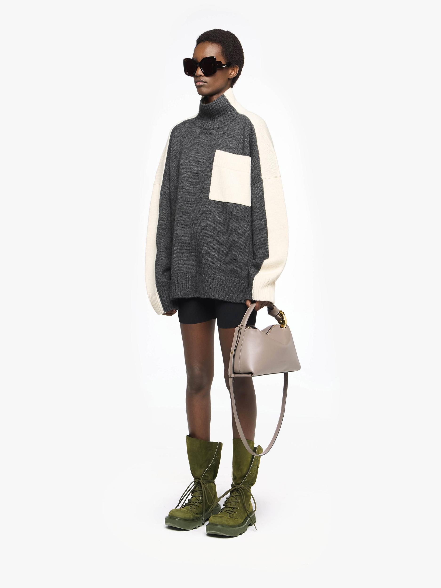 JWA CORNER BAG - LEATHER TOP HANDLE BAG Product Image