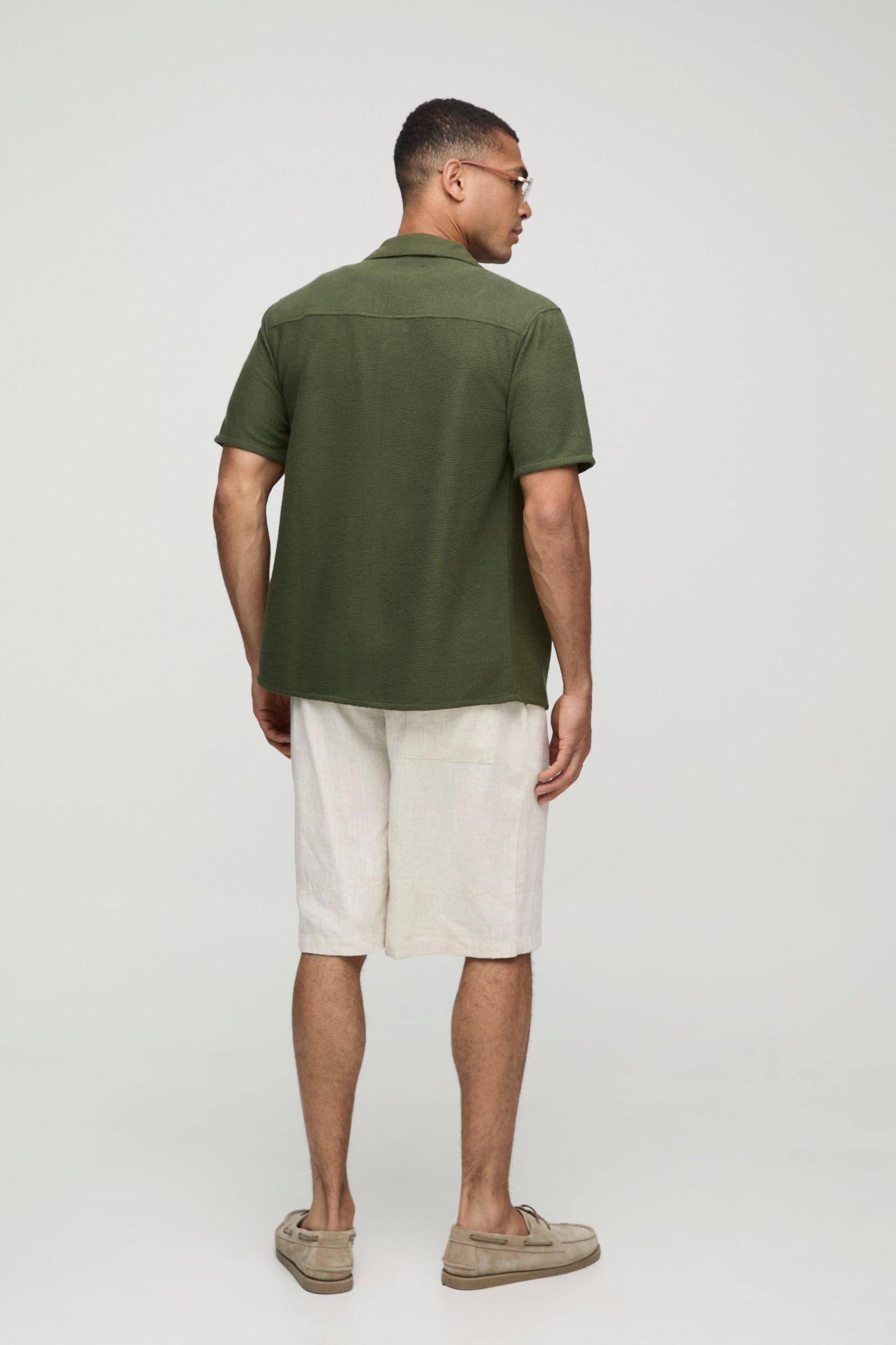 Regular Fit Honeycomb Waffle Revere Shirt | boohooMAN USA Product Image