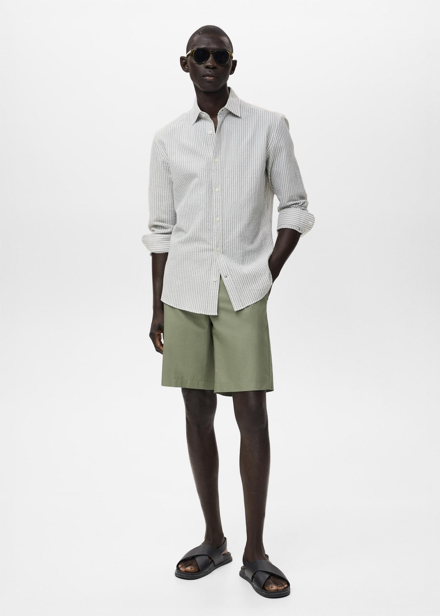 Regular-fit stripe-textured shirt - Men | MANGO USA Product Image