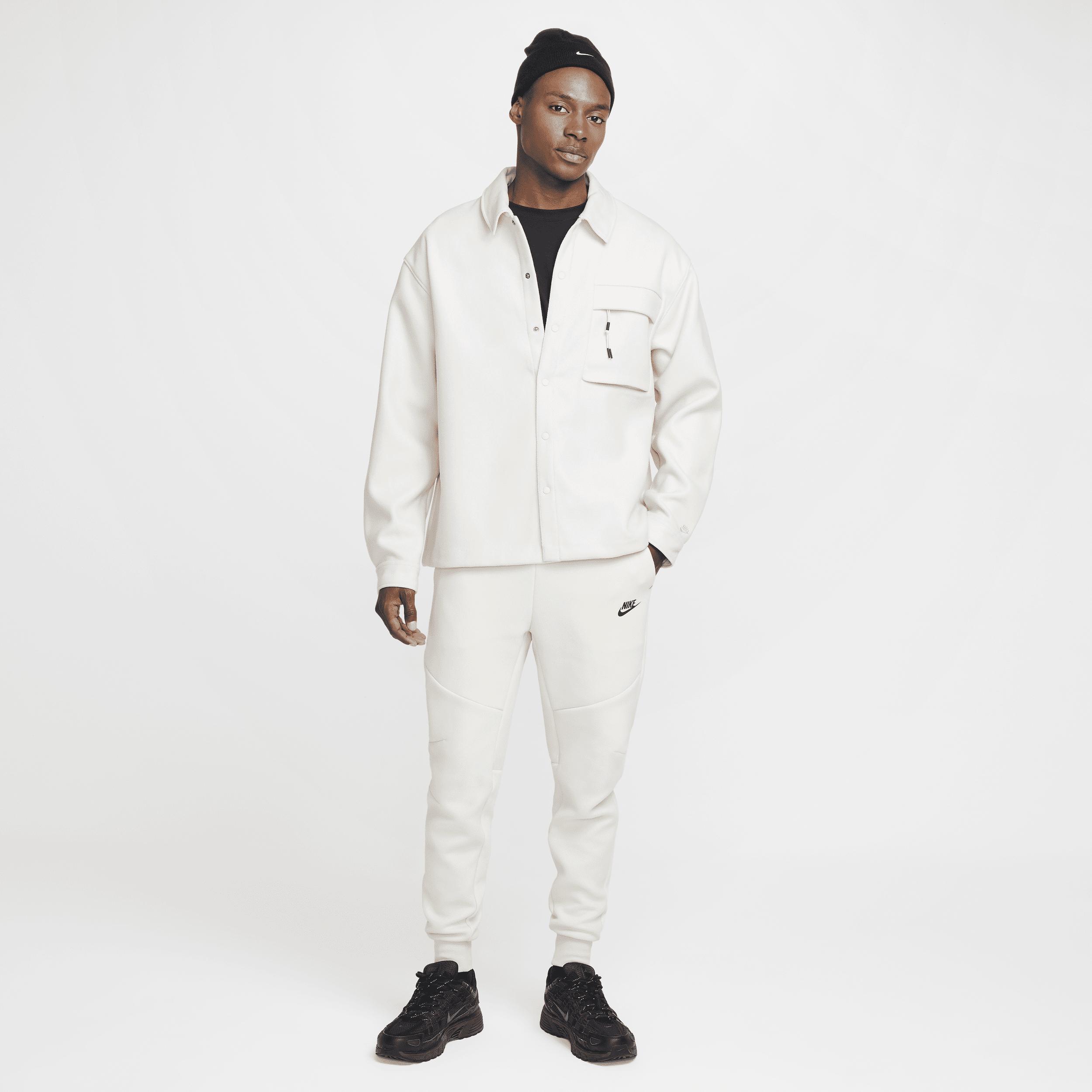 Nike Men's Tech Fleece Jogger Pants Product Image