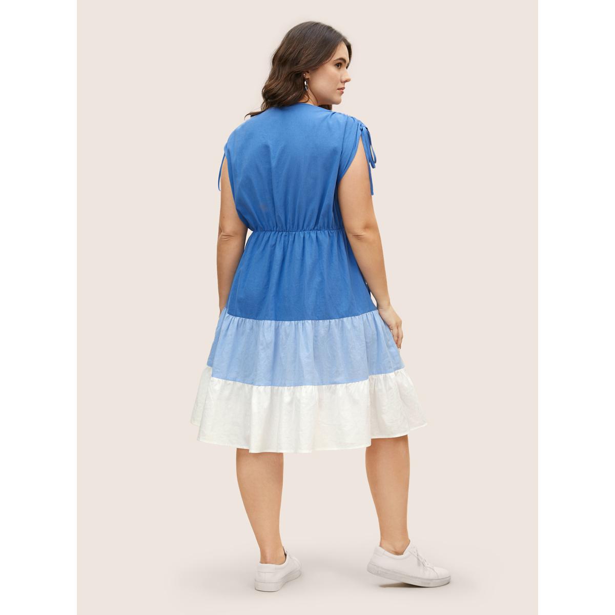 Plus Size V Neck Colorblock Contrast Drawstring Dress Brightblue Women Casual Contrast V-neck Sleeveless Curvy BloomChic 14-16/1X Product Image