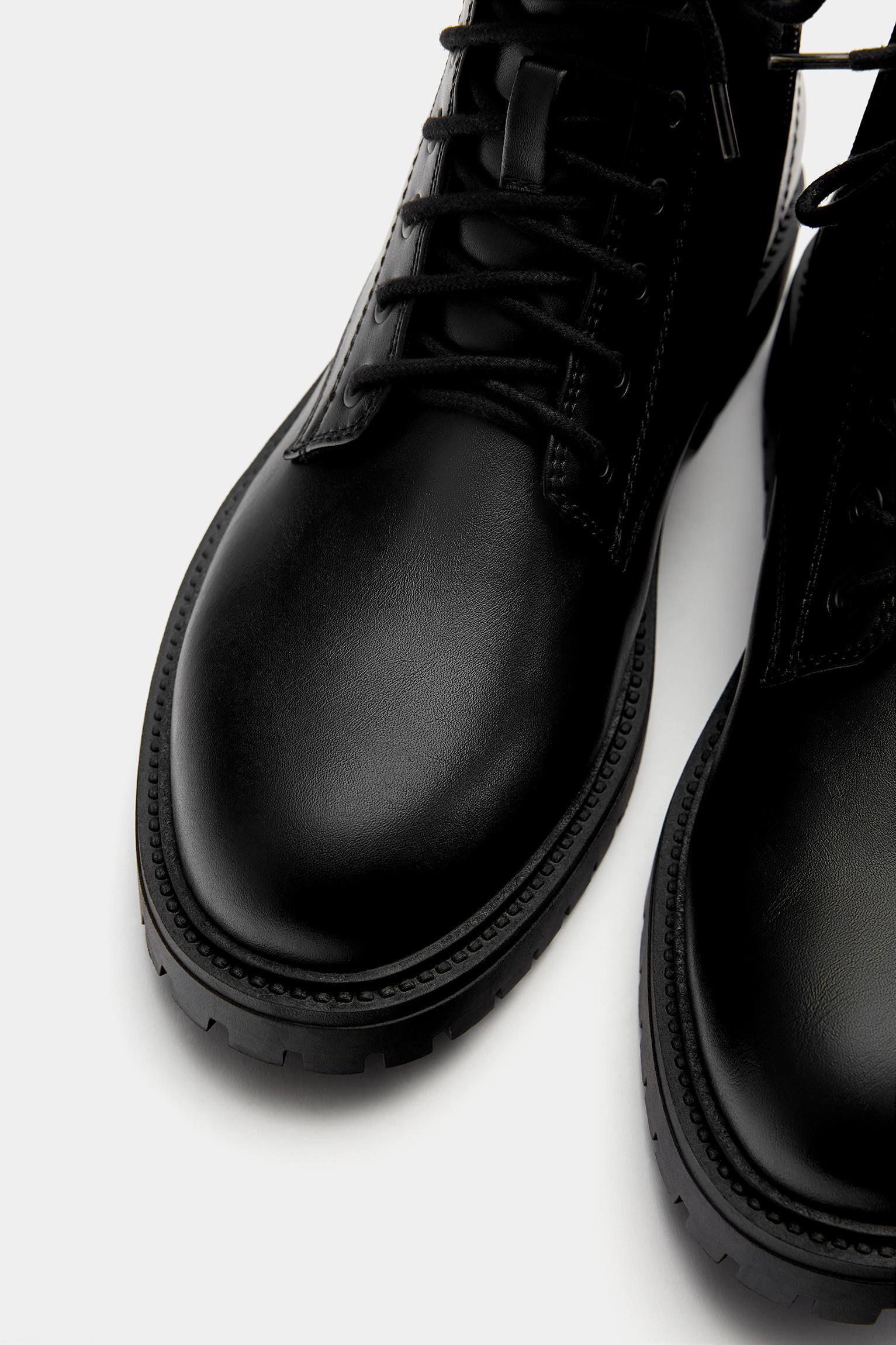 Flat lace-up boots Product Image