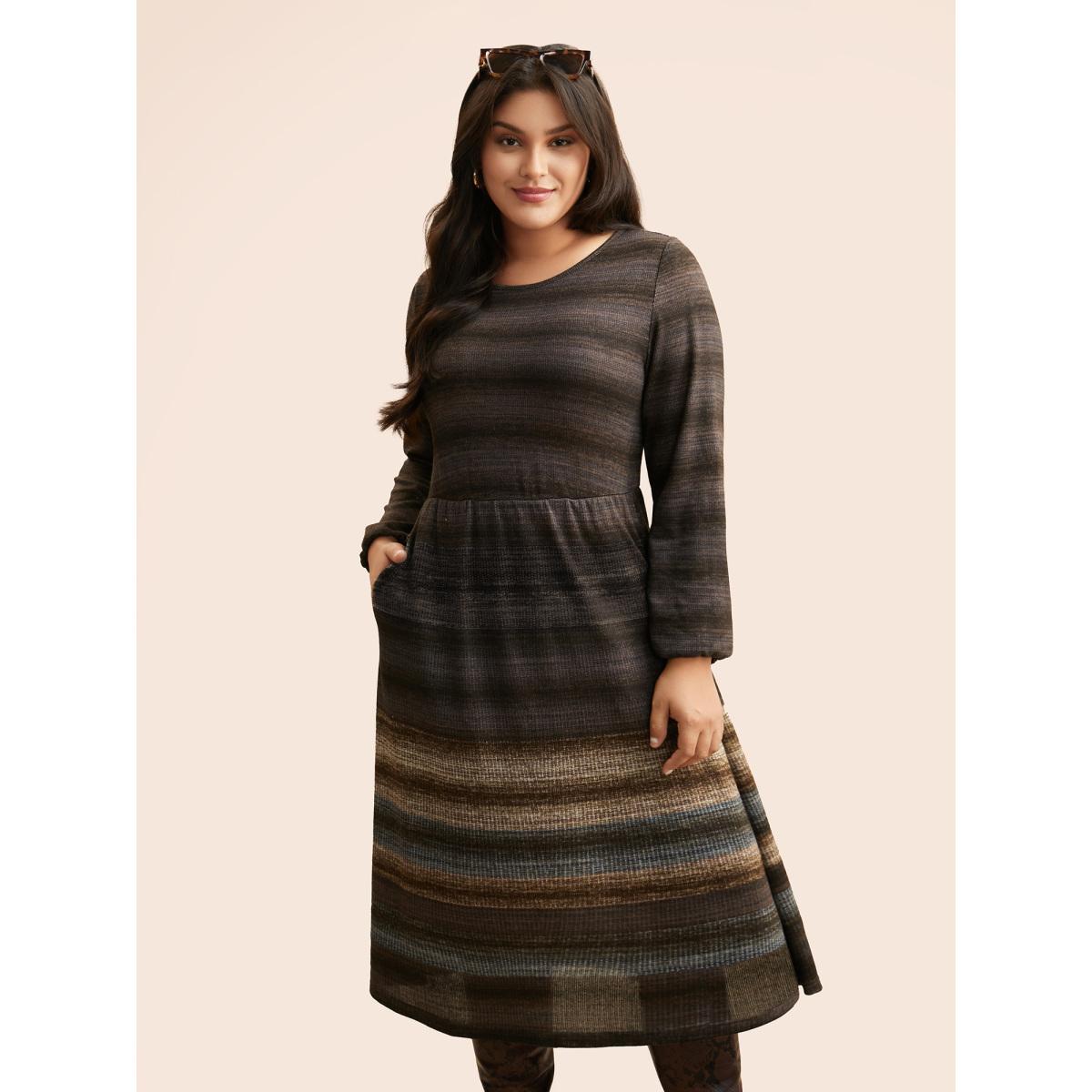 Plus Size Ombre Contrast Lantern Sleeve Midi Dress DarkBrown Women Casual Texture Round Neck Long Sleeve Curvy BloomChic 26/4X Product Image