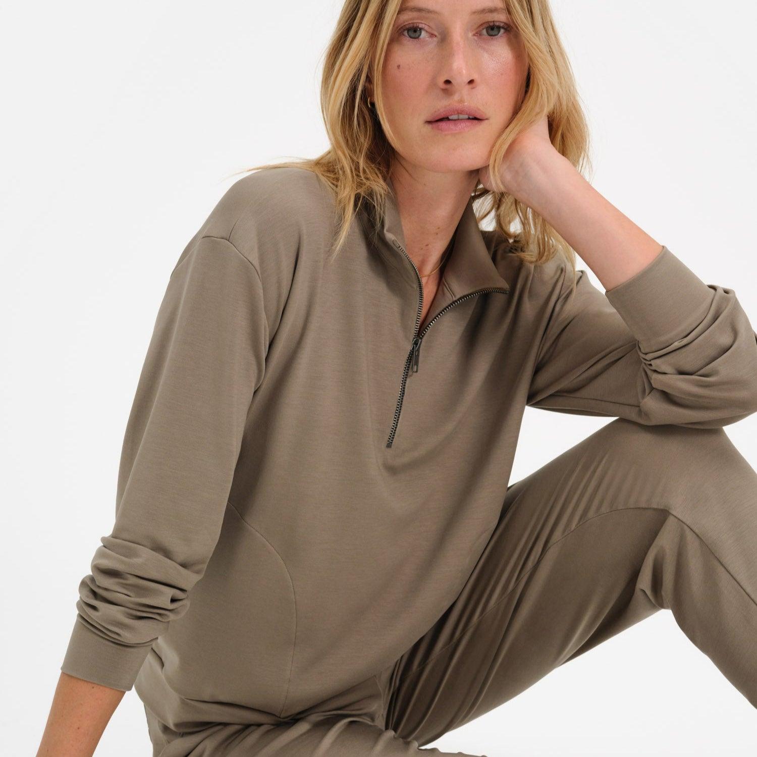 Seacell Tencel Quarter Zip Pullover Female Product Image