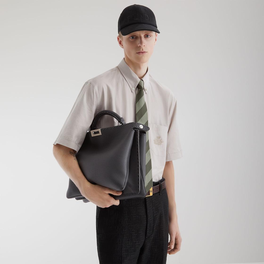 HatBaseball cap in black cotton Product Image