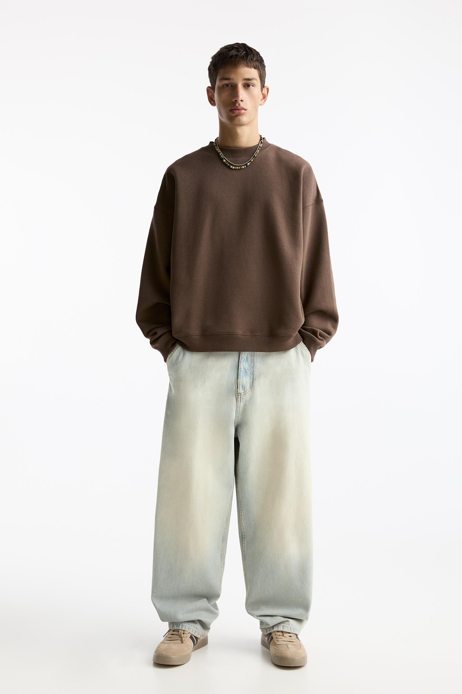 Basic boxy-fit sweatshirt Product Image