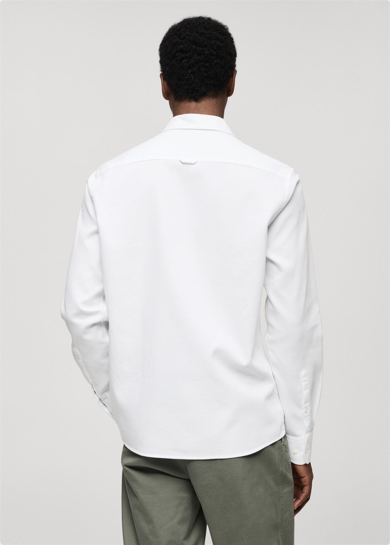 100% cotton regular-fit shirt - Men | MANGO USA Product Image