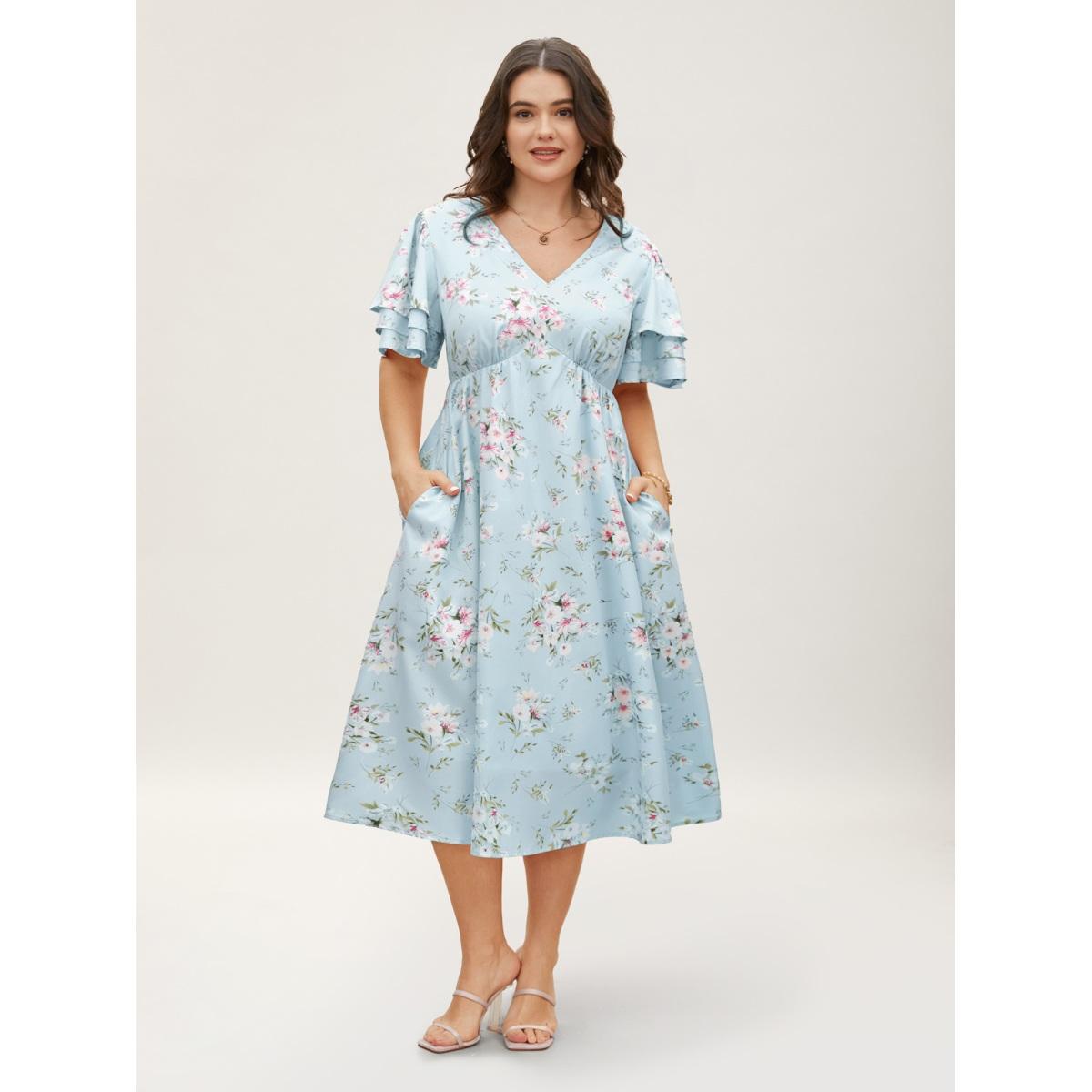 Plus Size Floral Elastic Waist Tiered Ruffle Sleeve Dress LightBlue Women Romantic Tiered V-neck Short sleeve Curvy BloomChic 30/6X Product Image
