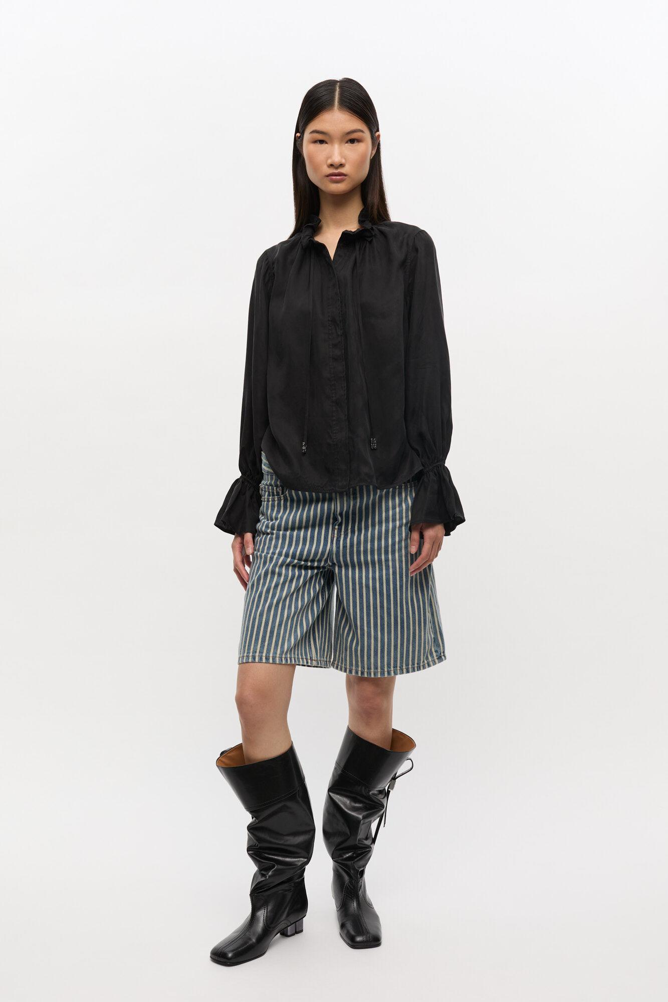 Black Slouchy Knee Boots Product Image