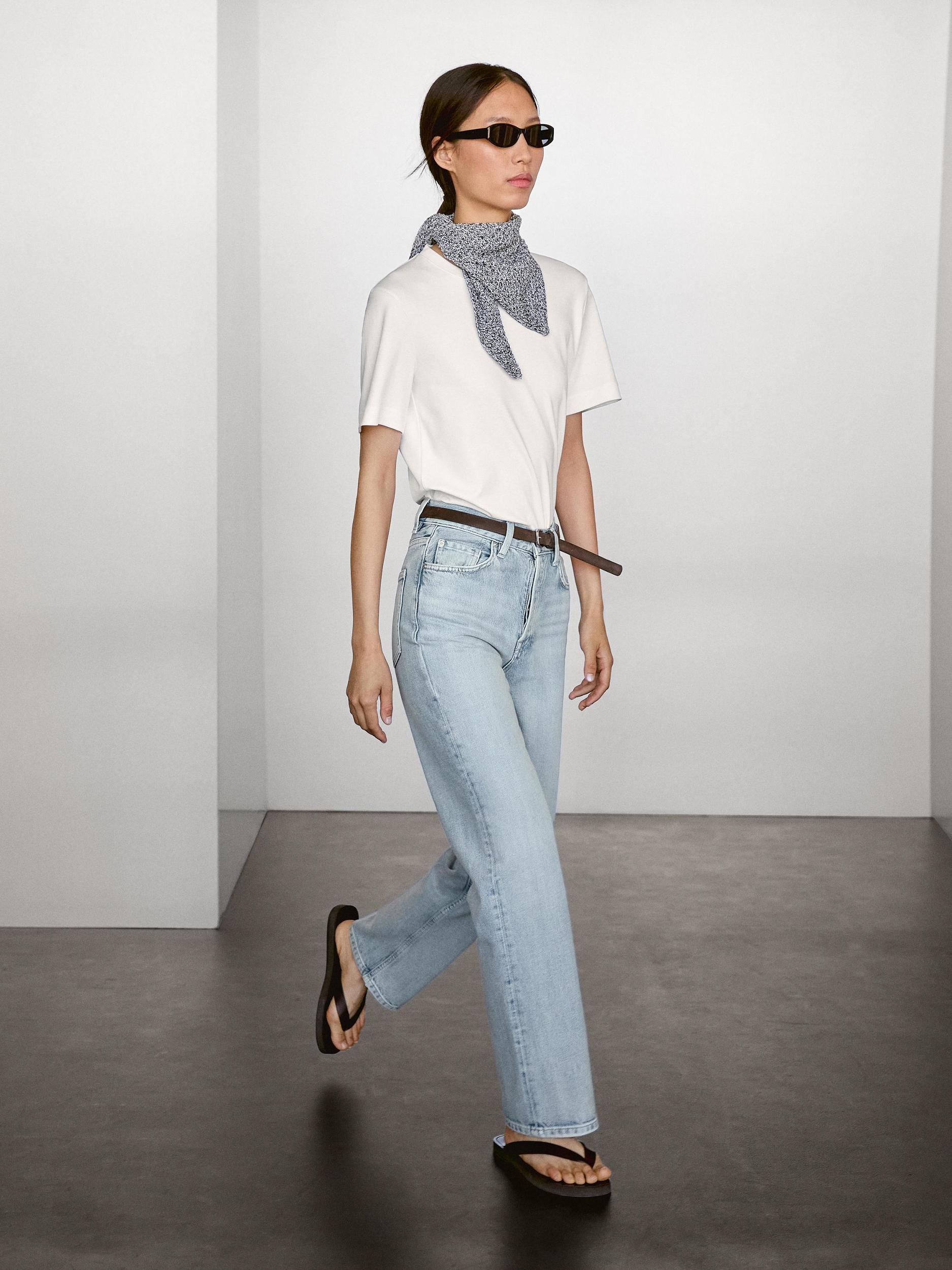 100% cotton short-sleeve T-shirt Product Image