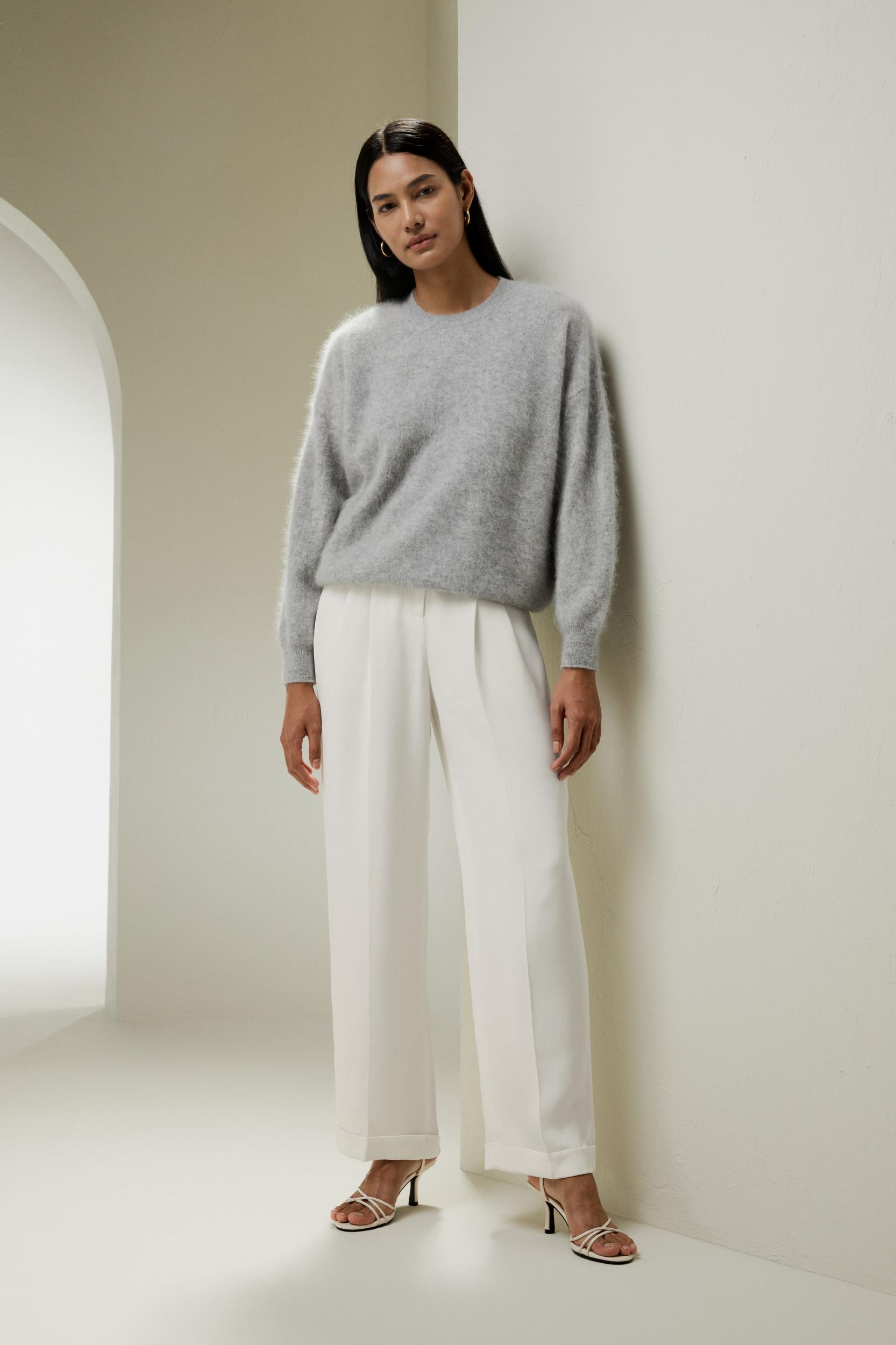 Brushed Cashmere Pullover Sweater Product Image
