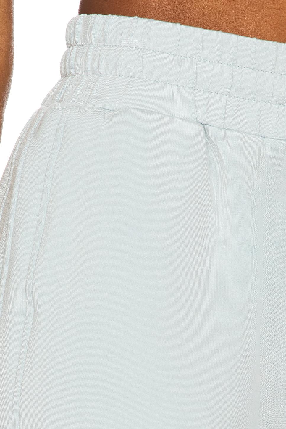 Ollie High Rise Short 3.5" Varley Product Image