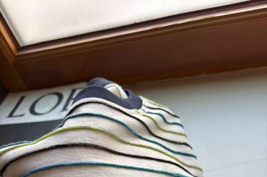 Short-Sleeve Crew Neck Striped Embroidered T-Shirt Product Image