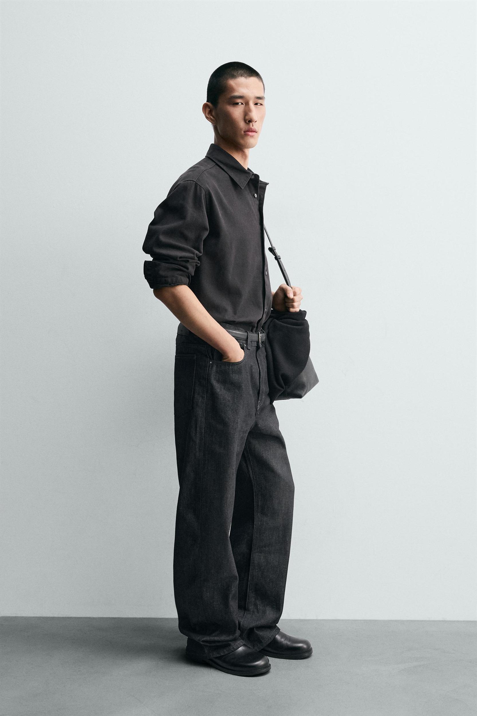 LOOSE FLARE FIT JEANS Product Image