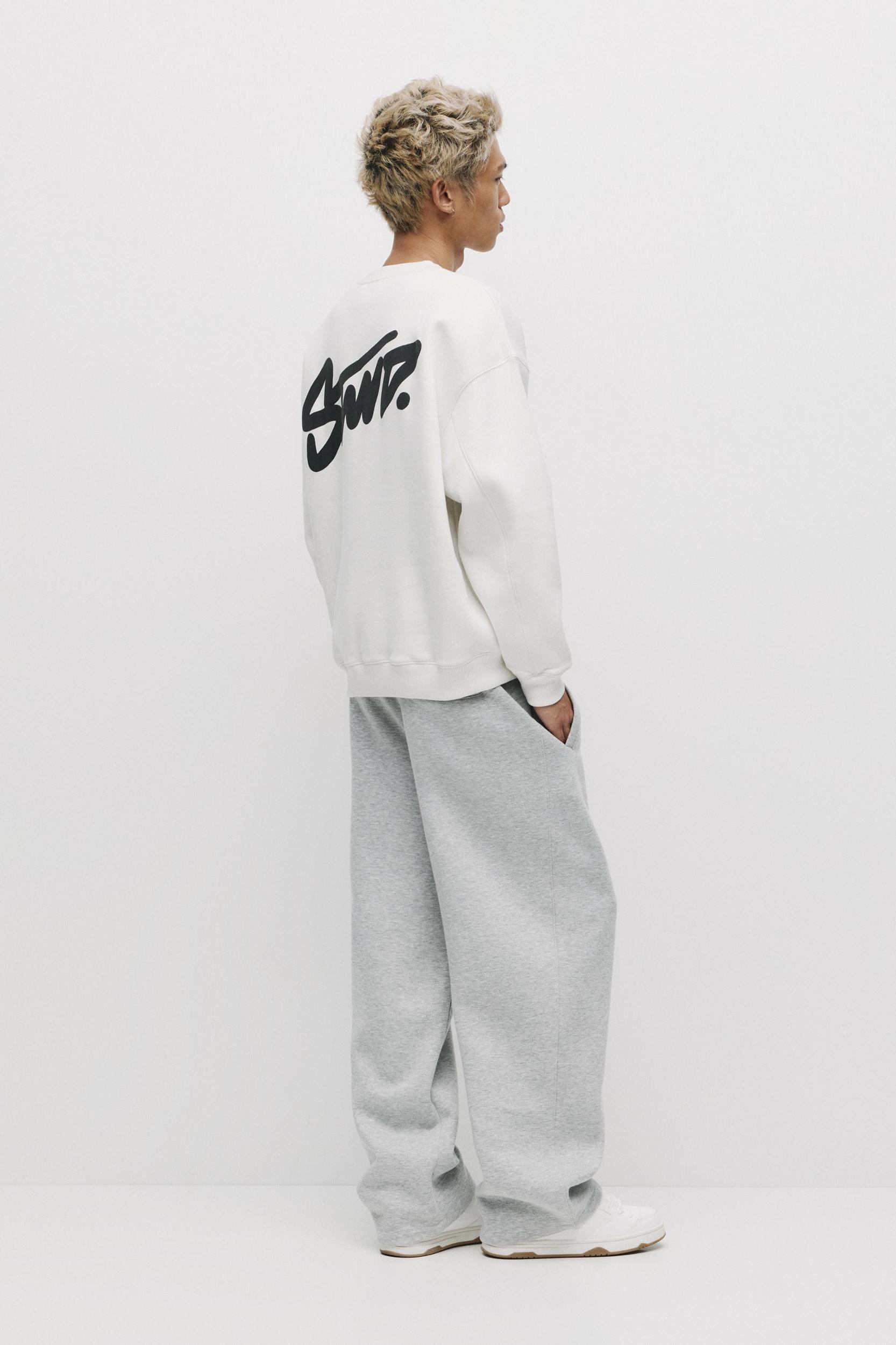 Round neck STWD sweatshirt Product Image