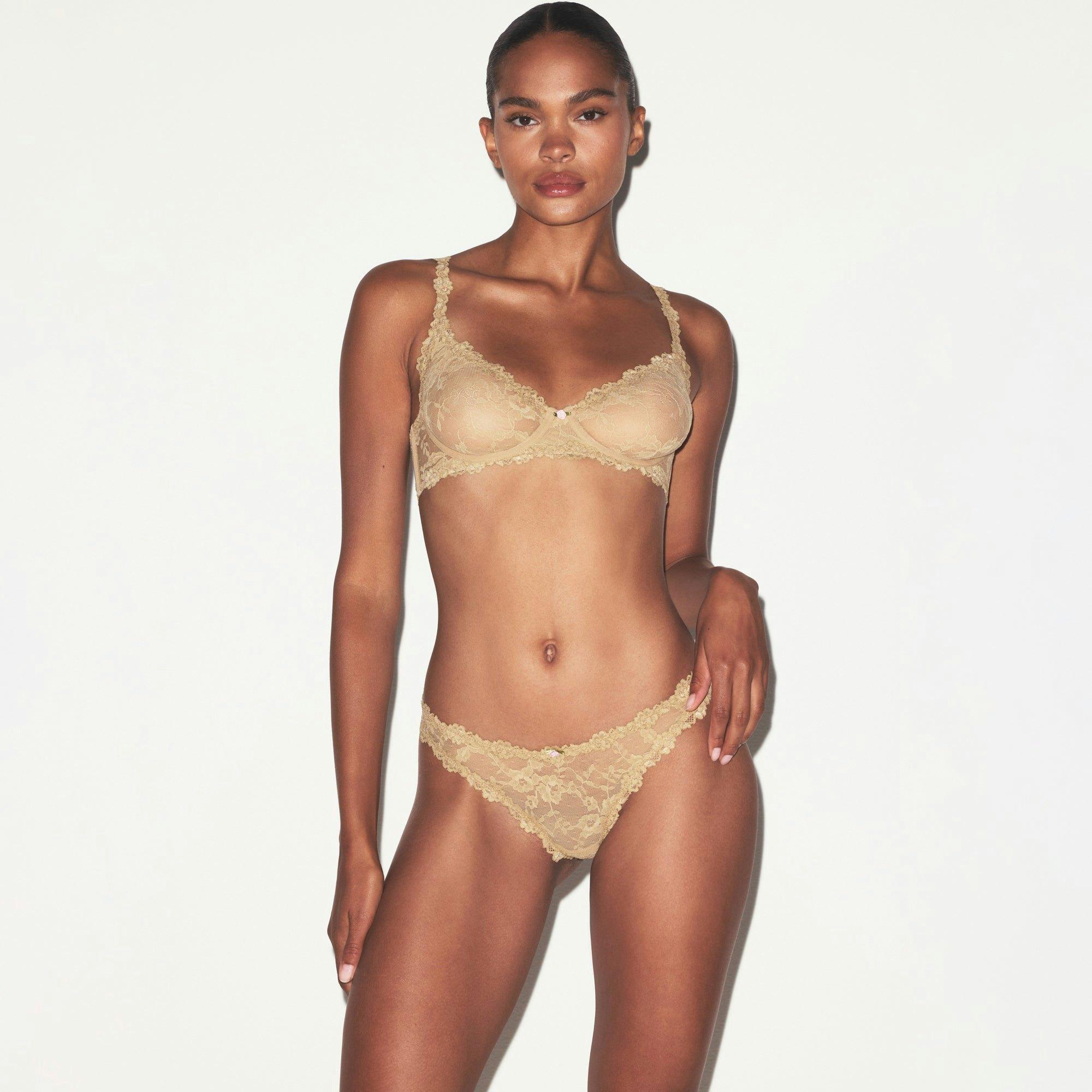 STRETCH LACE UNLINED DEMI BRA | DELTA Product Image