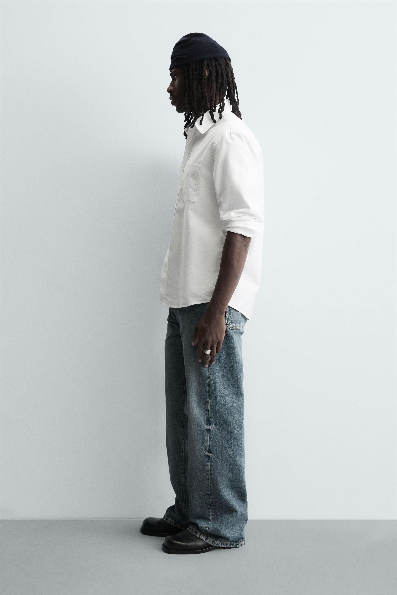 FLARE FIT JEANS Product Image