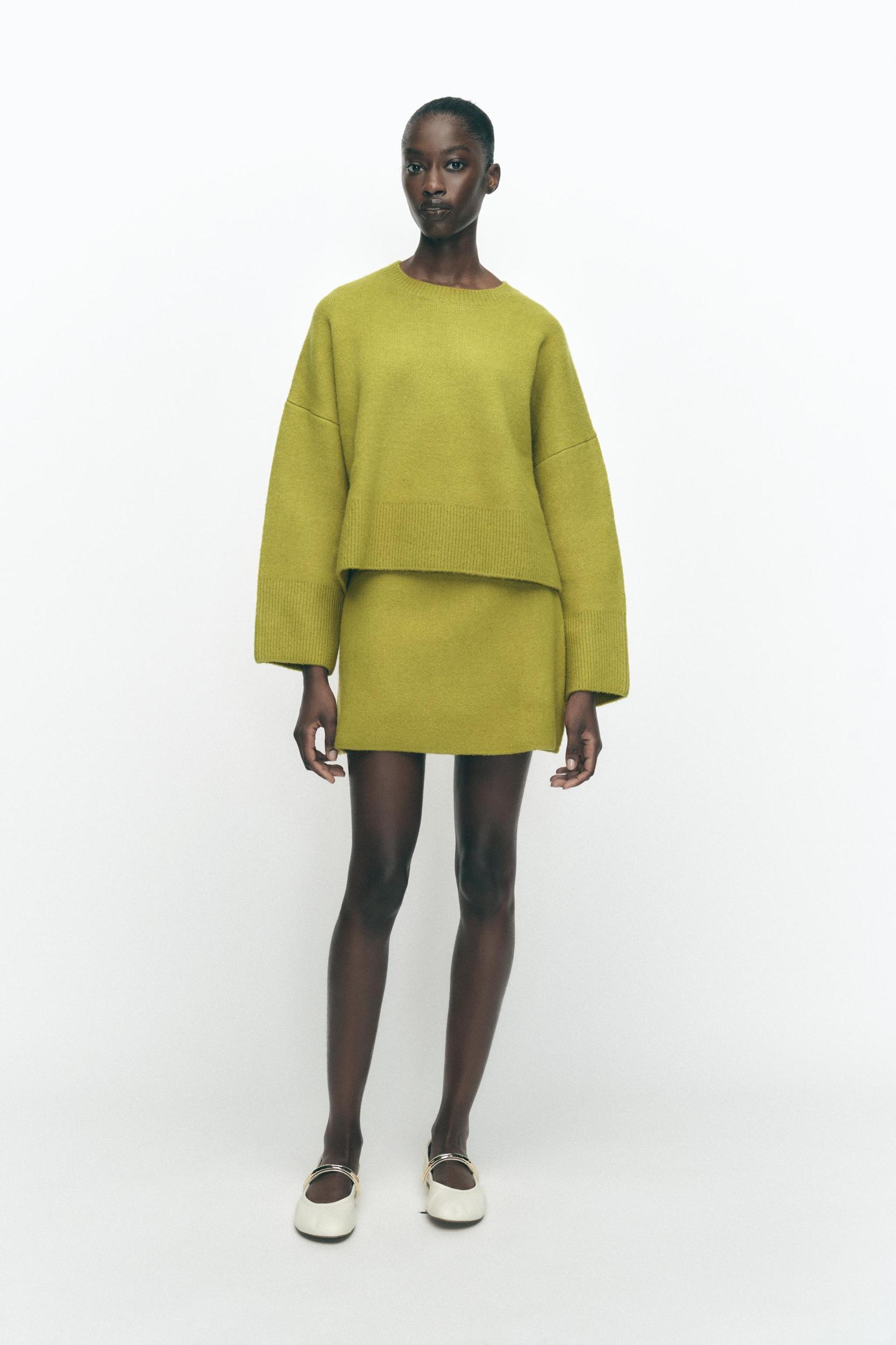 BASIC KNIT MINI SKIRT Product Image