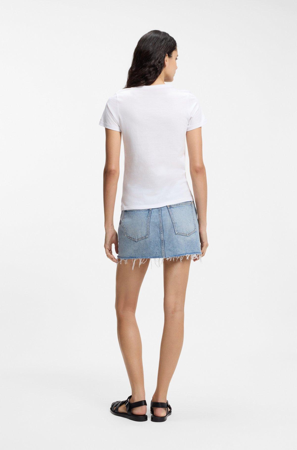 Slim-fit T-shirt in cotton with blue boxed logo Product Image