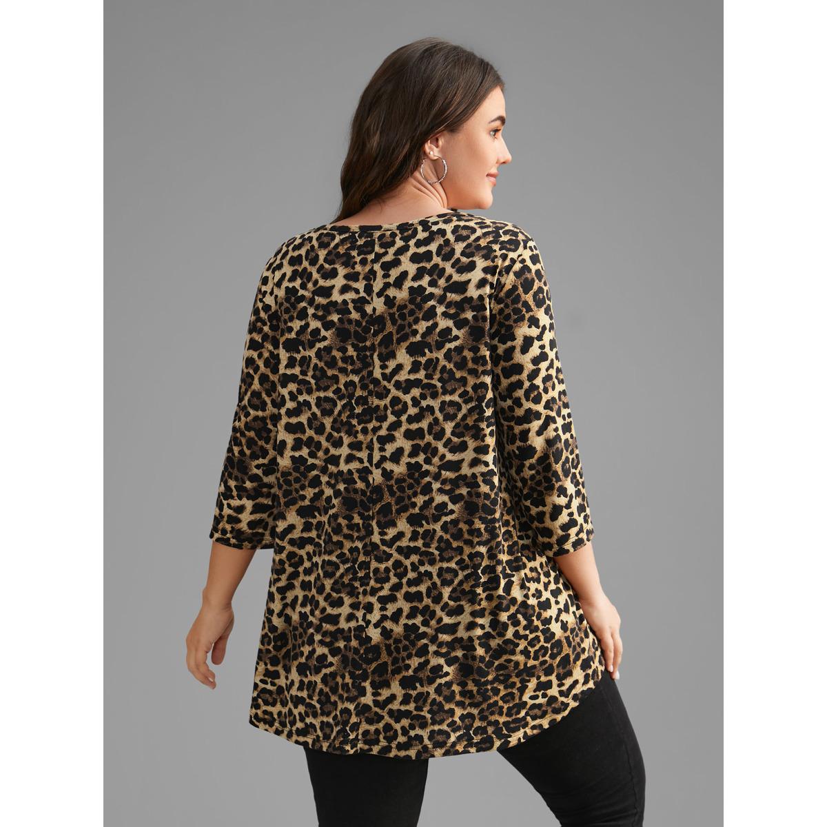 Plus Size Leopard Print Half Zipper Arc Hem T-shirt Leopard Women Casual Non Round Neck Loose Everyday T-shirts BloomChic 28/5X Product Image