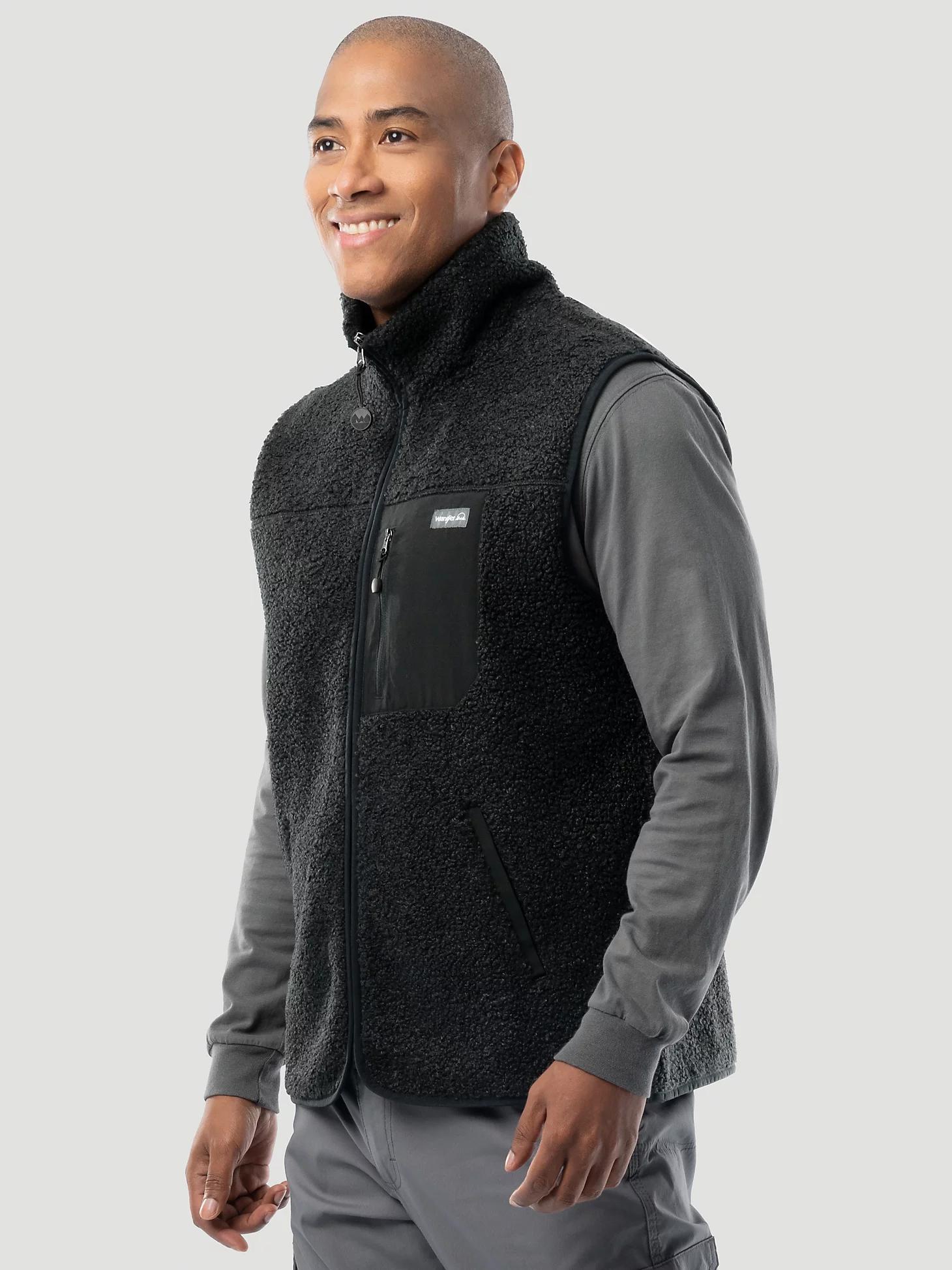 Men's Wrangler ATG™ Sherpa Utility Hiking Vest Caviar Product Image