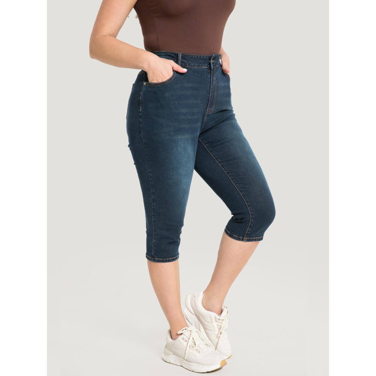 Plus Size Very Stretchy Dark Wash Pocket Knee Denim Shorts Women DarkBlue High stretch Dailywear Pocket Casual Denim Shorts BloomChic 10/M Product Image