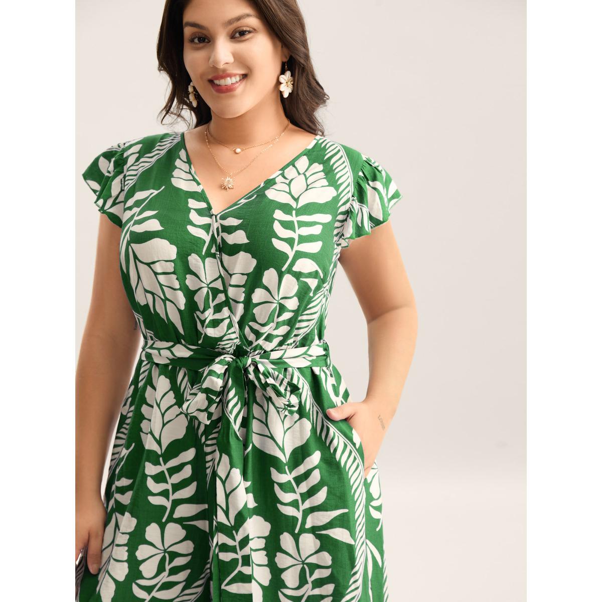 Plus Size DarkGreen Large Floral Print Pockets Jumpsuit Women Resort Cap Sleeve Overlap Collar Vacation Loose Jumpsuits BloomChic 22-24/3X Product Image