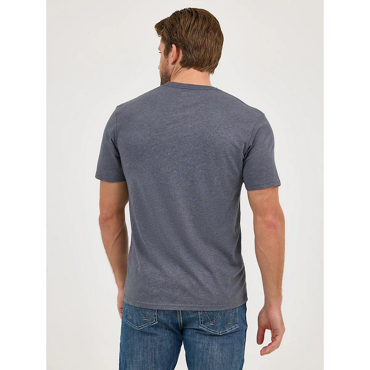 Men's Wrangler Rope Emblem Graphic T-shirt in Mocha Logo Product Image