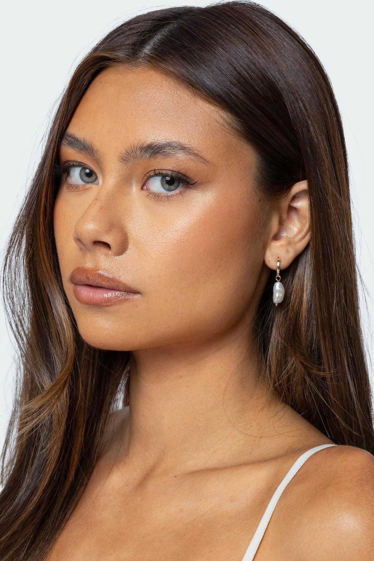 Pearla Hoop Earrings Product Image