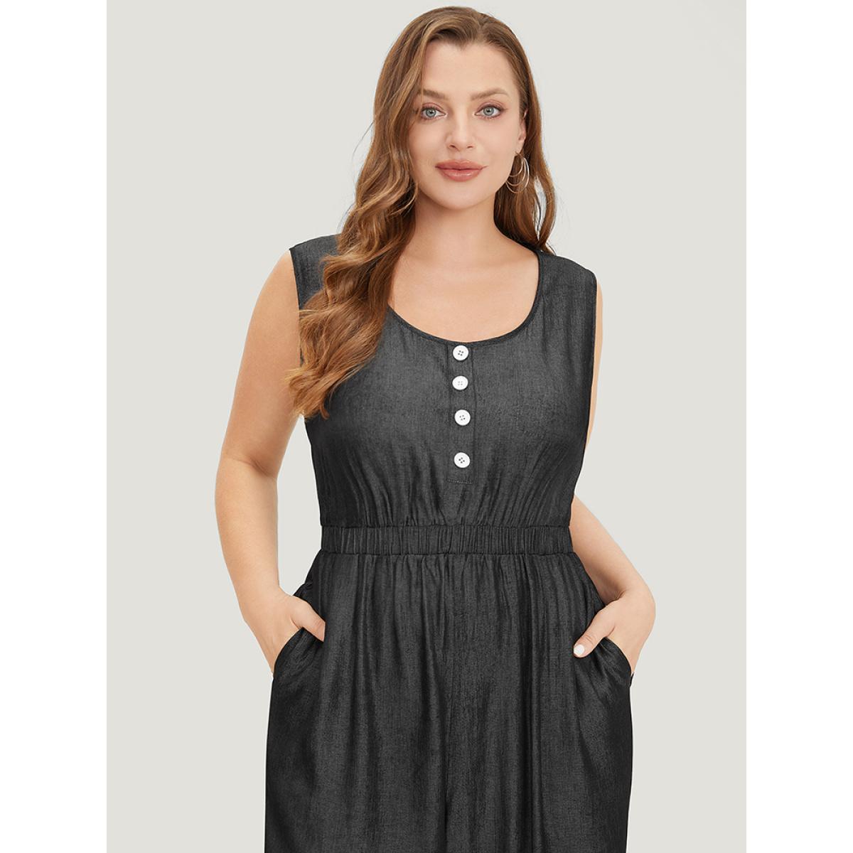 Plus Size Black Solid Pocket Button Detail Zipper Tank Jumpsuit Women Casual Sleeveless Round Neck Dailywear Loose Jumpsuits BloomChic 12/L Product Image